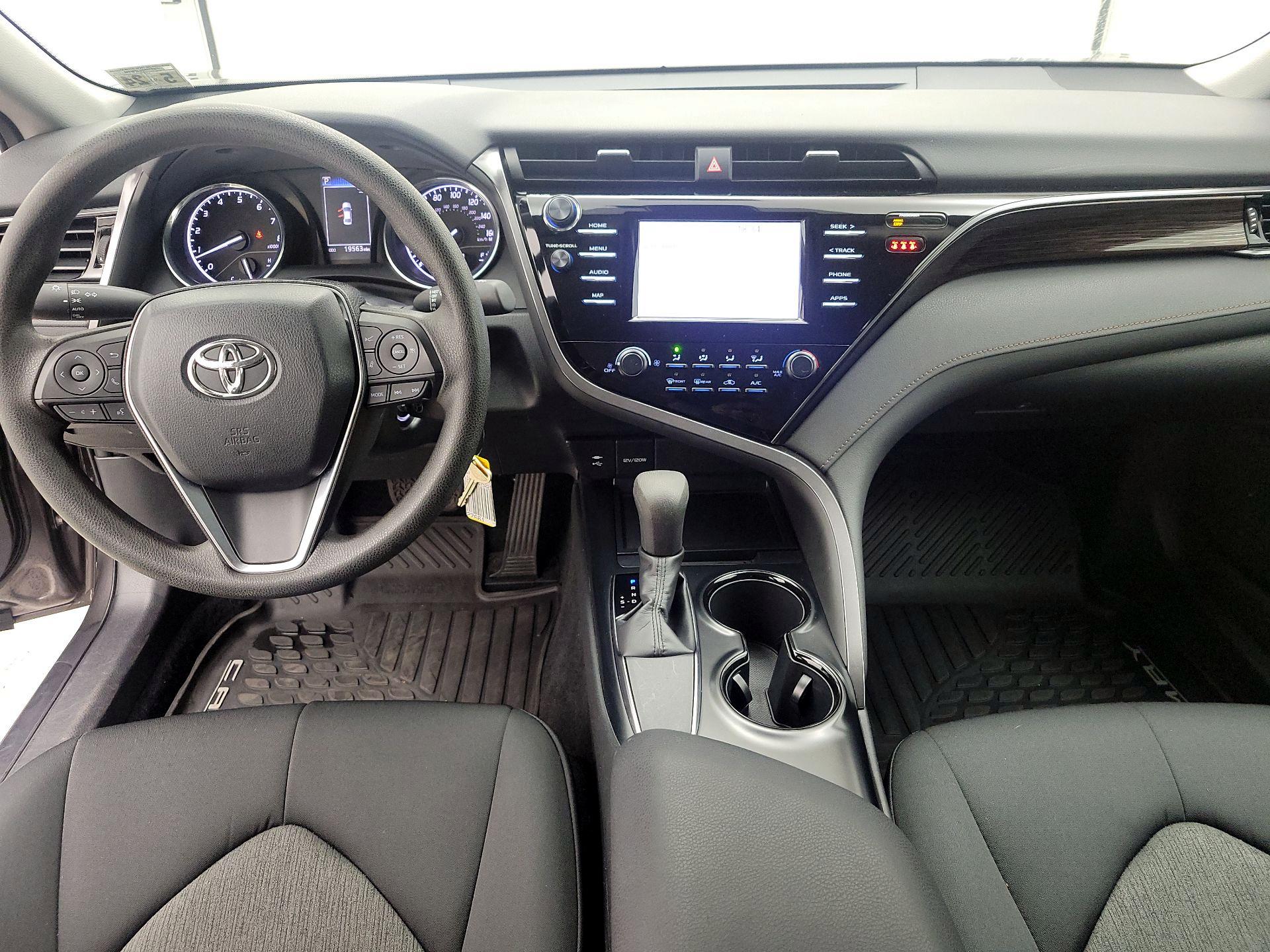 Thumbnail: 2019 Toyota Camry - 9