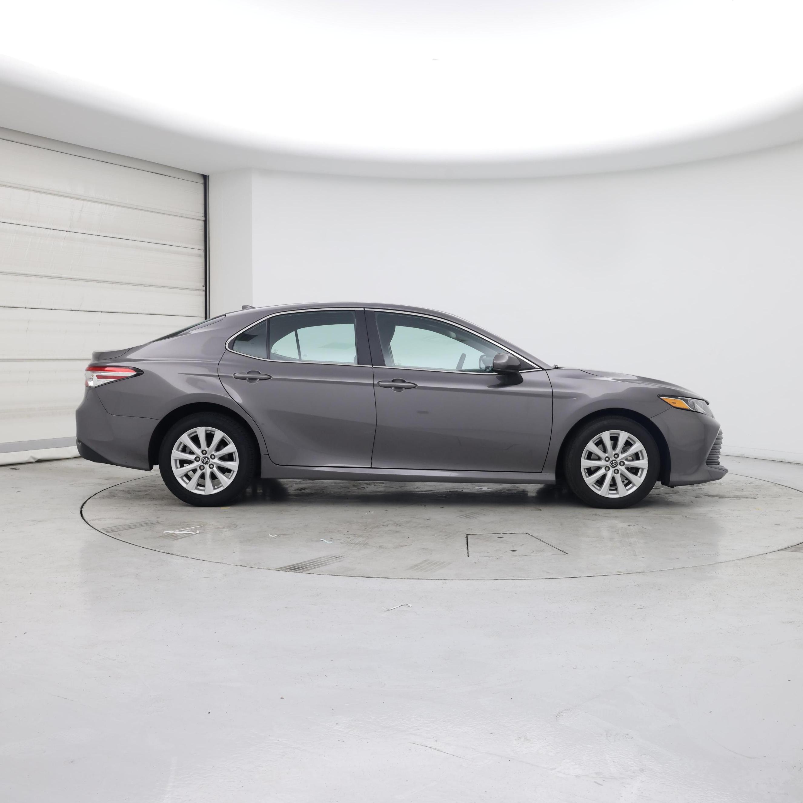 Thumbnail: 2019 Toyota Camry - 7