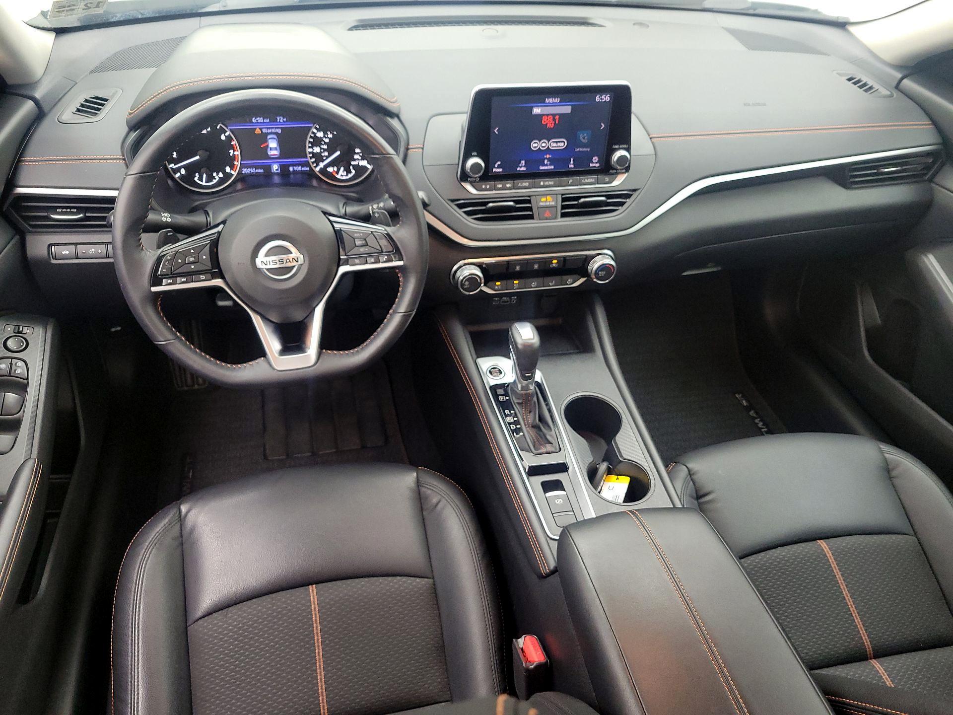 Thumbnail: 2021 Nissan Altima - 9