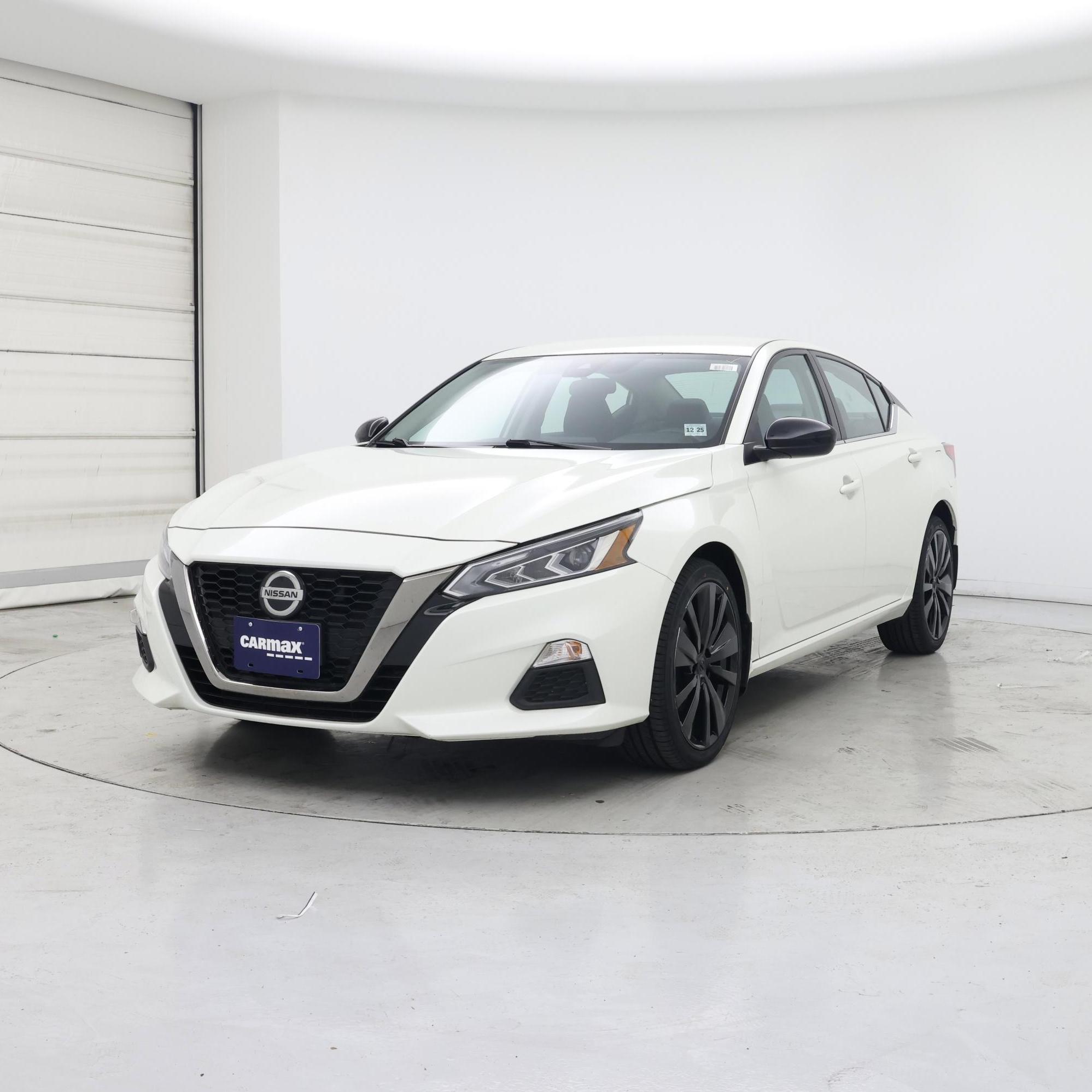 Thumbnail: 2021 Nissan Altima - 4
