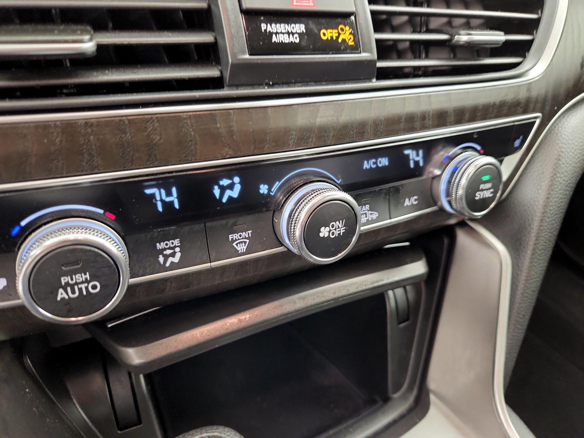 Thumbnail: 2020 Honda Accord - 16