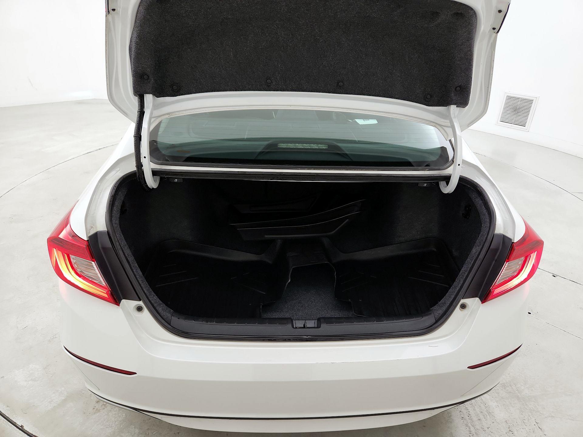 Thumbnail: 2020 Honda Accord - 20