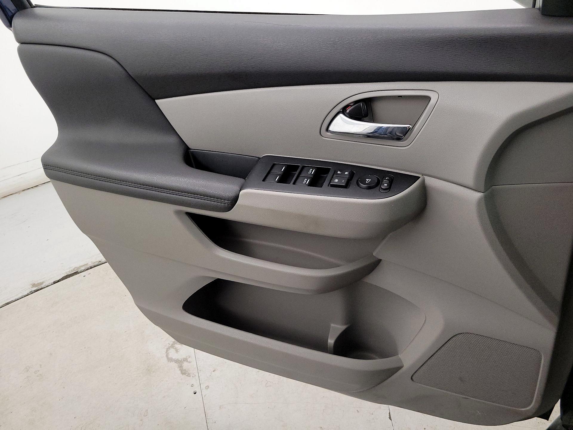 Thumbnail: 2016 Honda Odyssey - 12