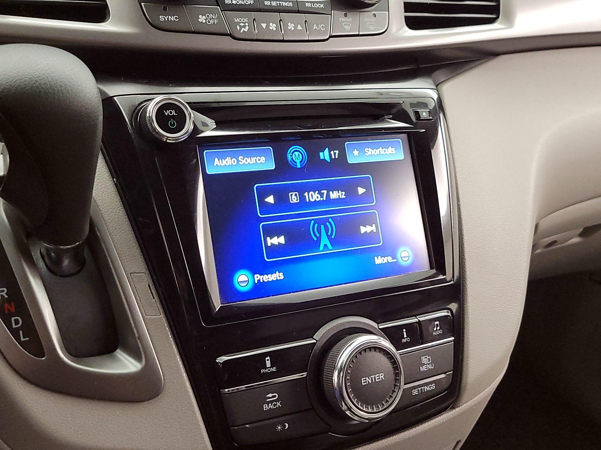 Thumbnail: 2016 Honda Odyssey - 15