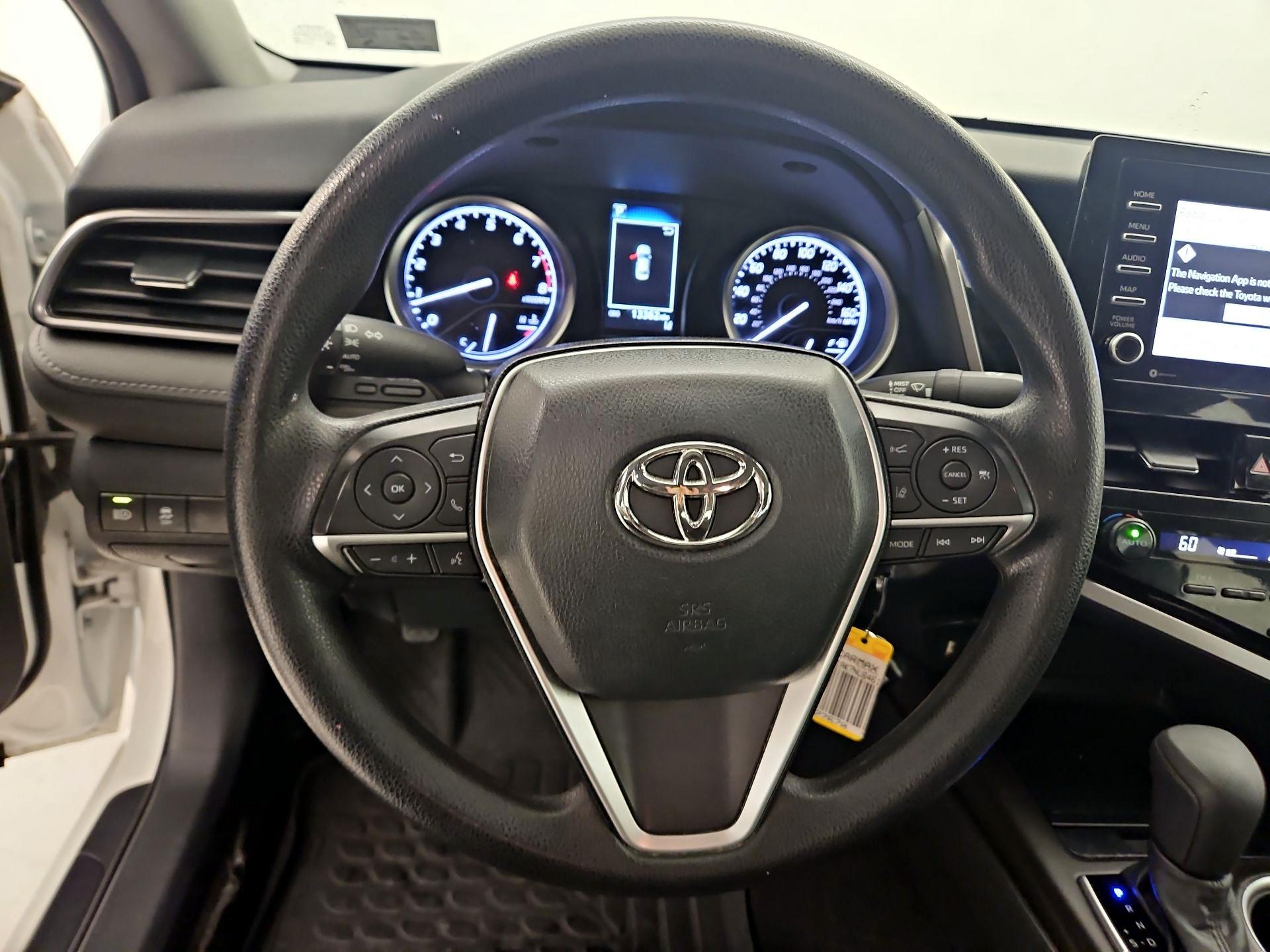 Thumbnail: 2022 Toyota Camry - 10