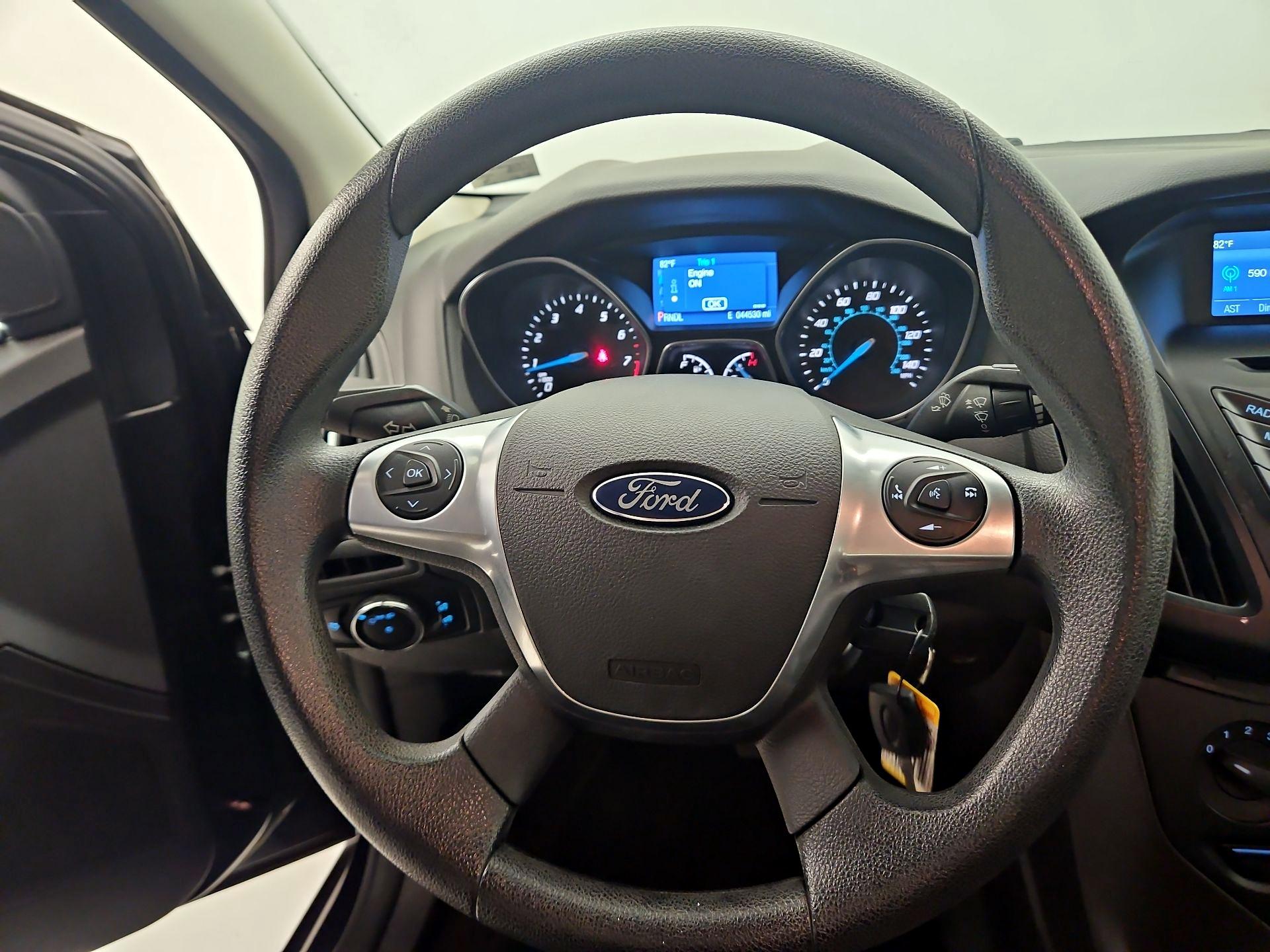 Thumbnail: 2014 Ford Focus - 10