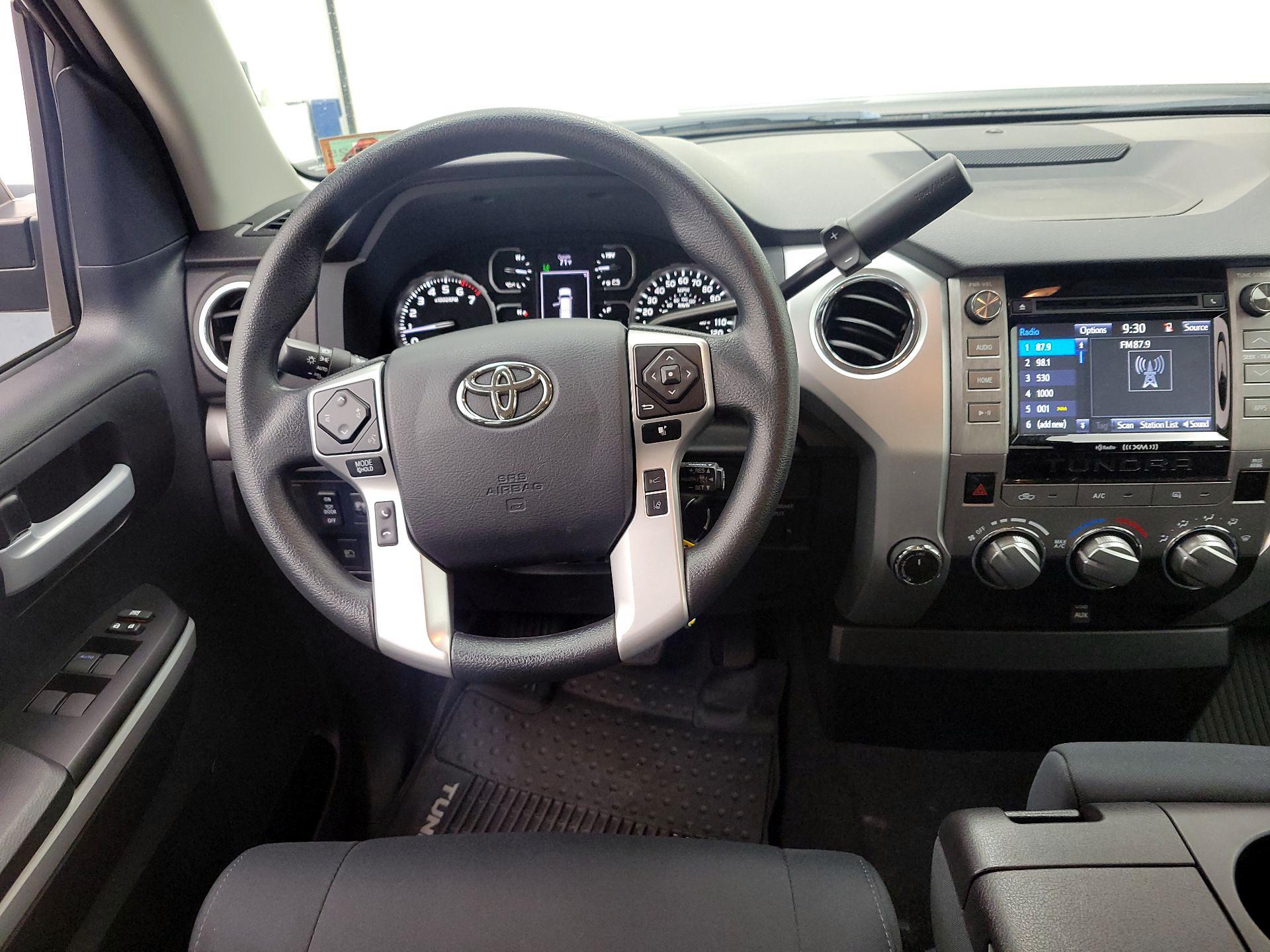 Thumbnail: 2019 Toyota Tundra - 10
