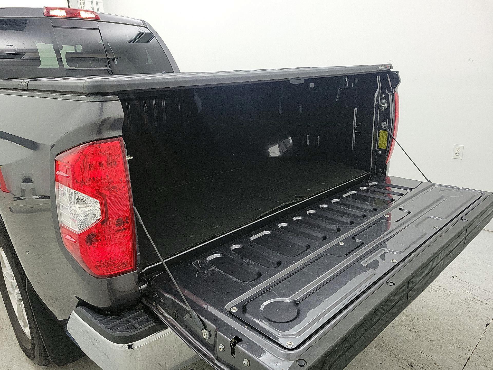 Thumbnail: 2019 Toyota Tundra - 20