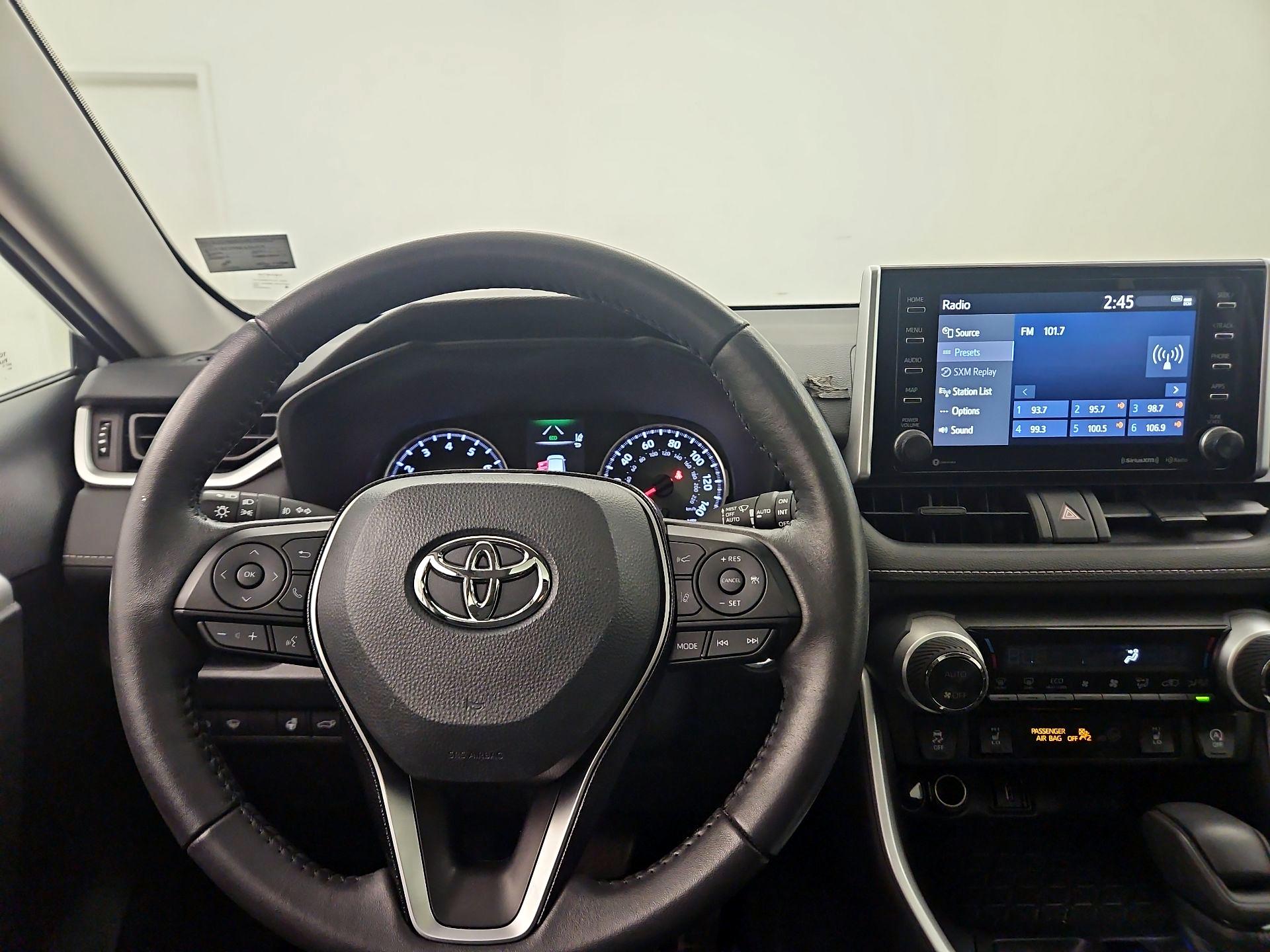Thumbnail: 2021 Toyota RAV4 - 10