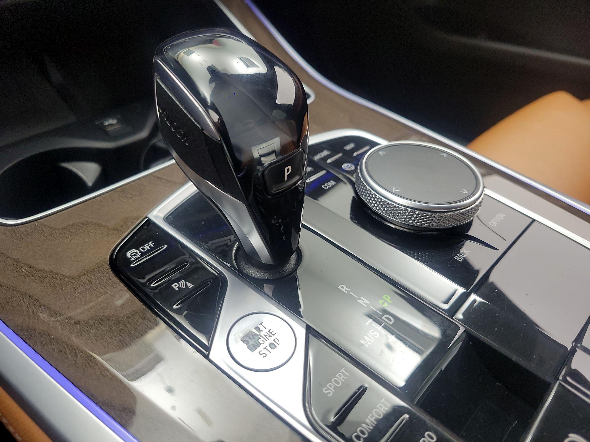 Thumbnail: 2021 BMW X5 - 18