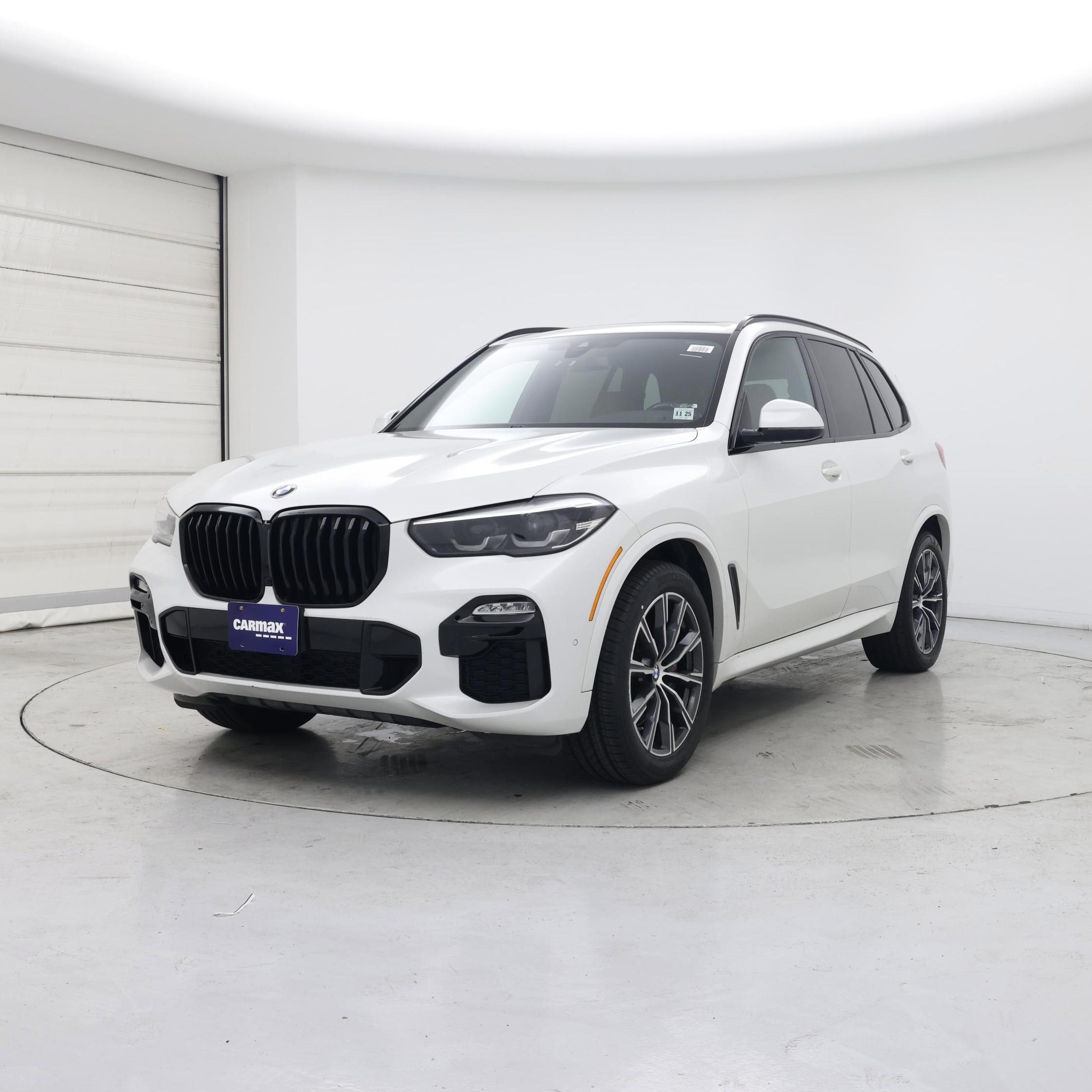 Thumbnail: 2021 BMW X5 - 4