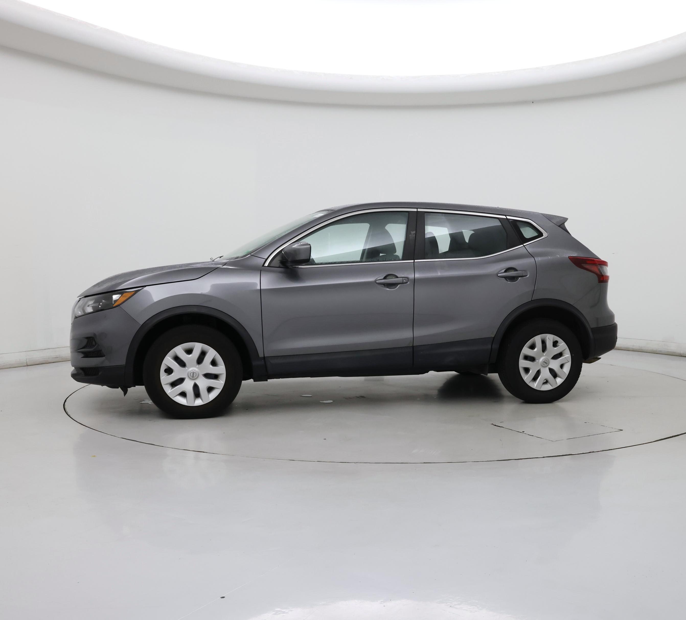 Thumbnail: 2020 Nissan Rogue Sport - 3