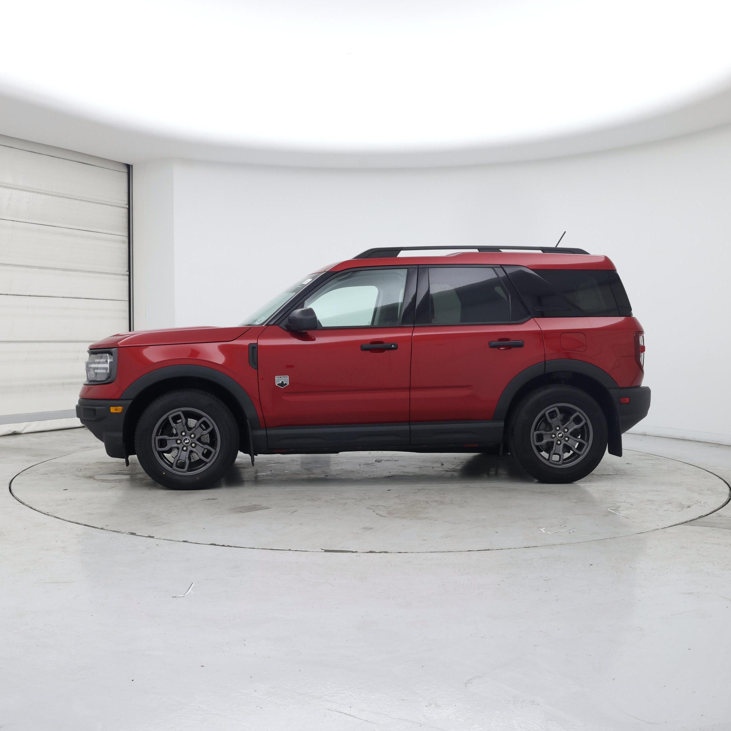Thumbnail: 2021 Ford Bronco Sport - 3