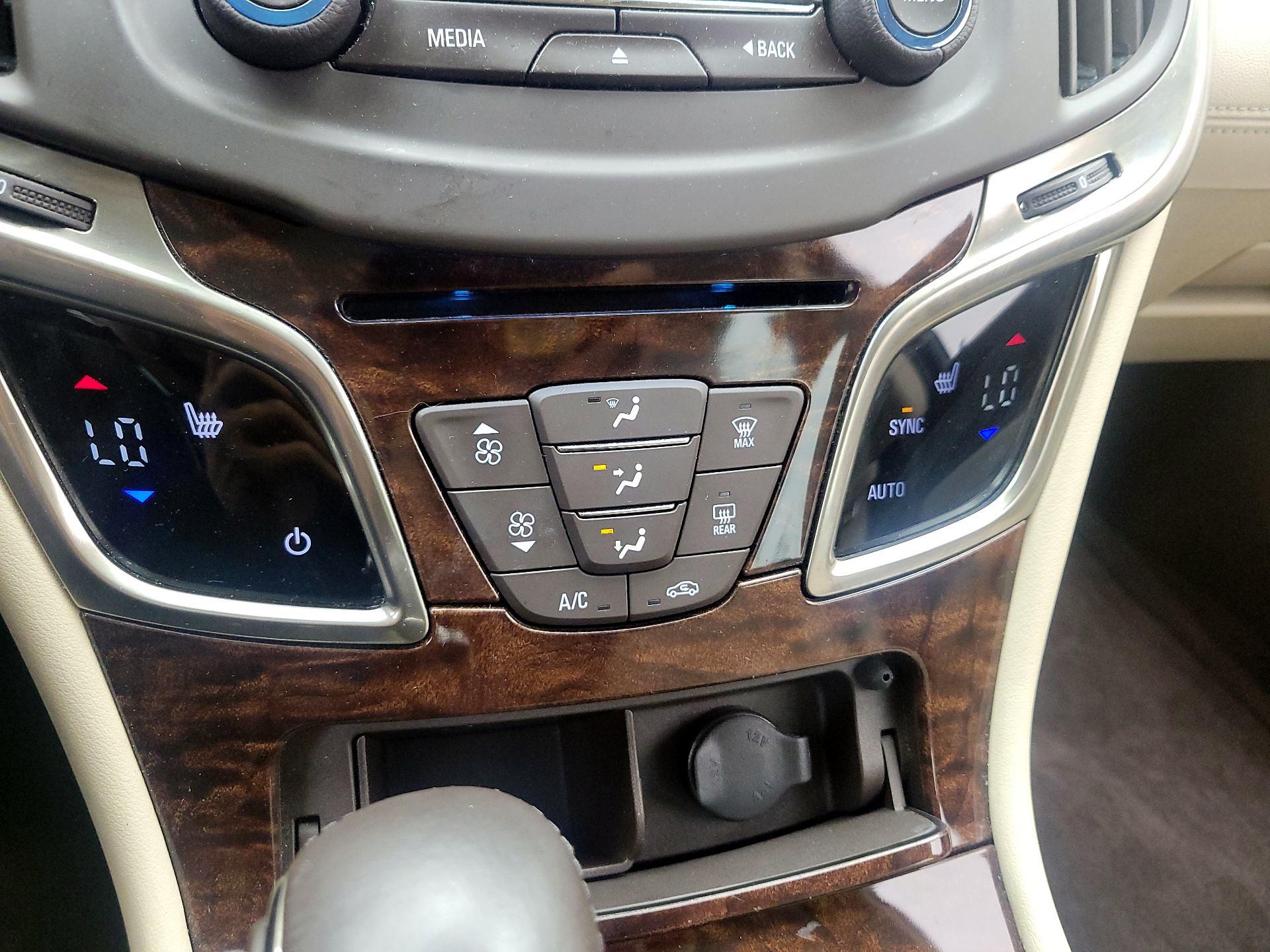 Thumbnail: 2014 Buick LaCrosse - 16