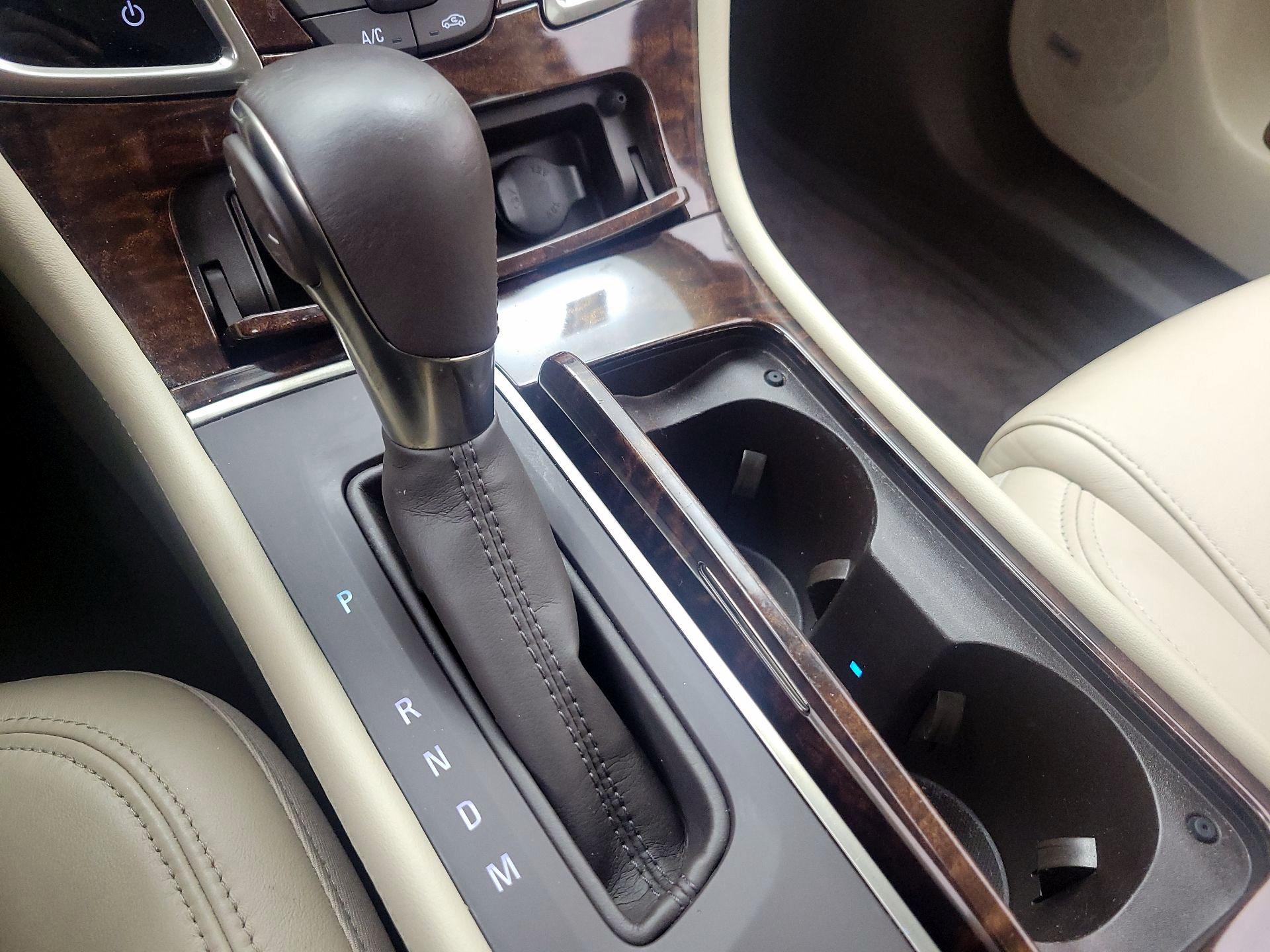 Thumbnail: 2014 Buick LaCrosse - 17