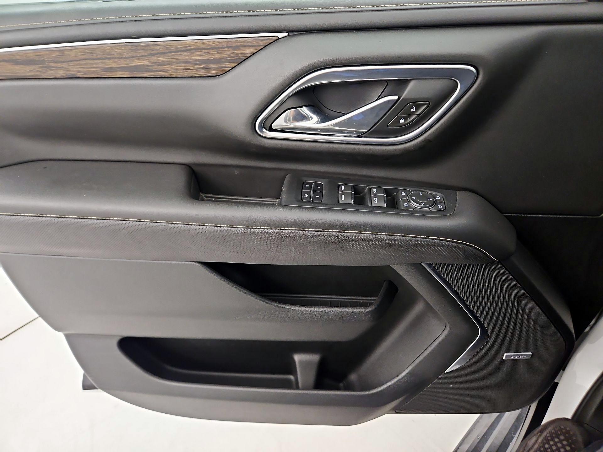 Thumbnail: 2021 Chevrolet Suburban - 12