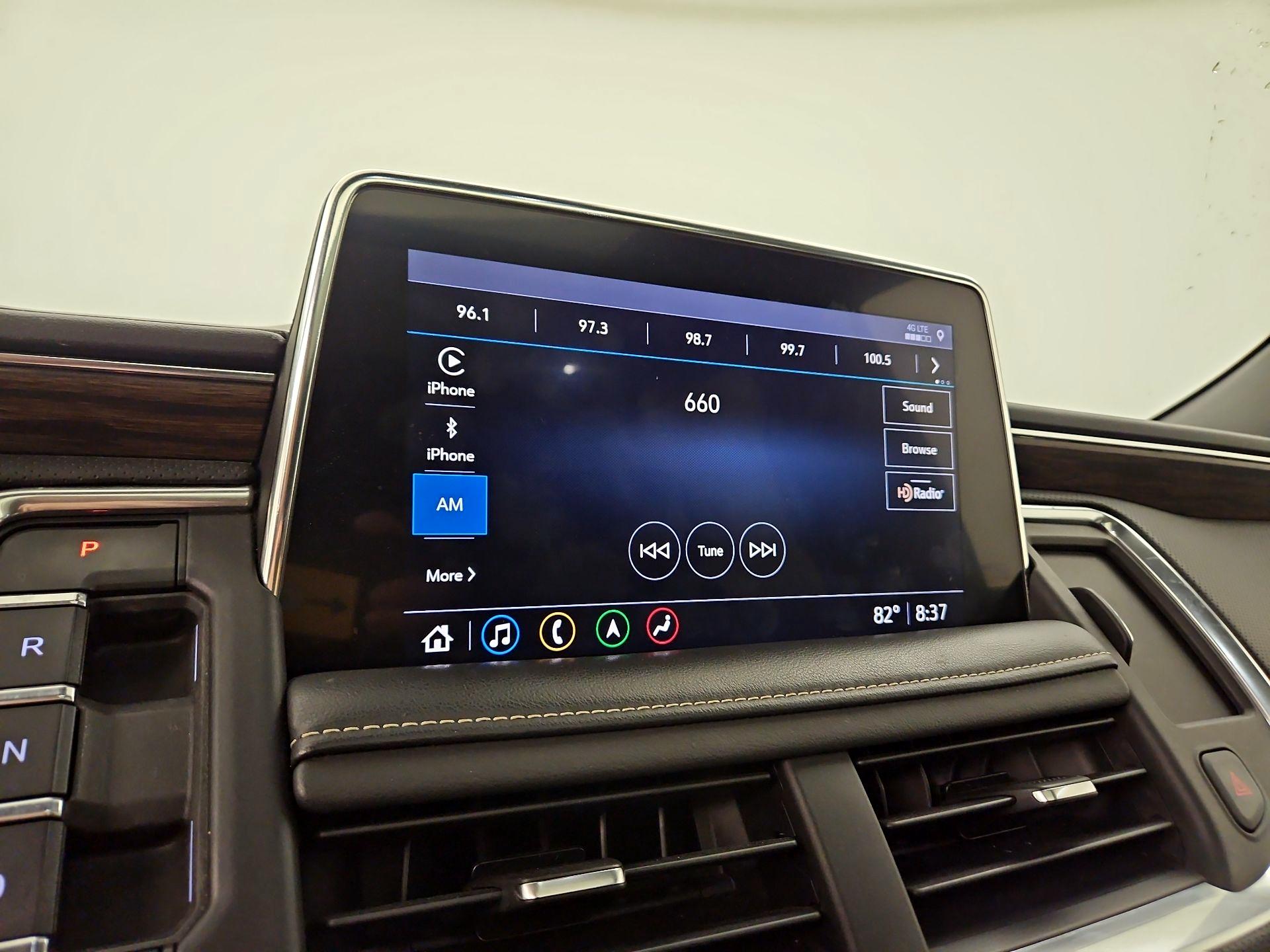 Thumbnail: 2021 Chevrolet Suburban - 16