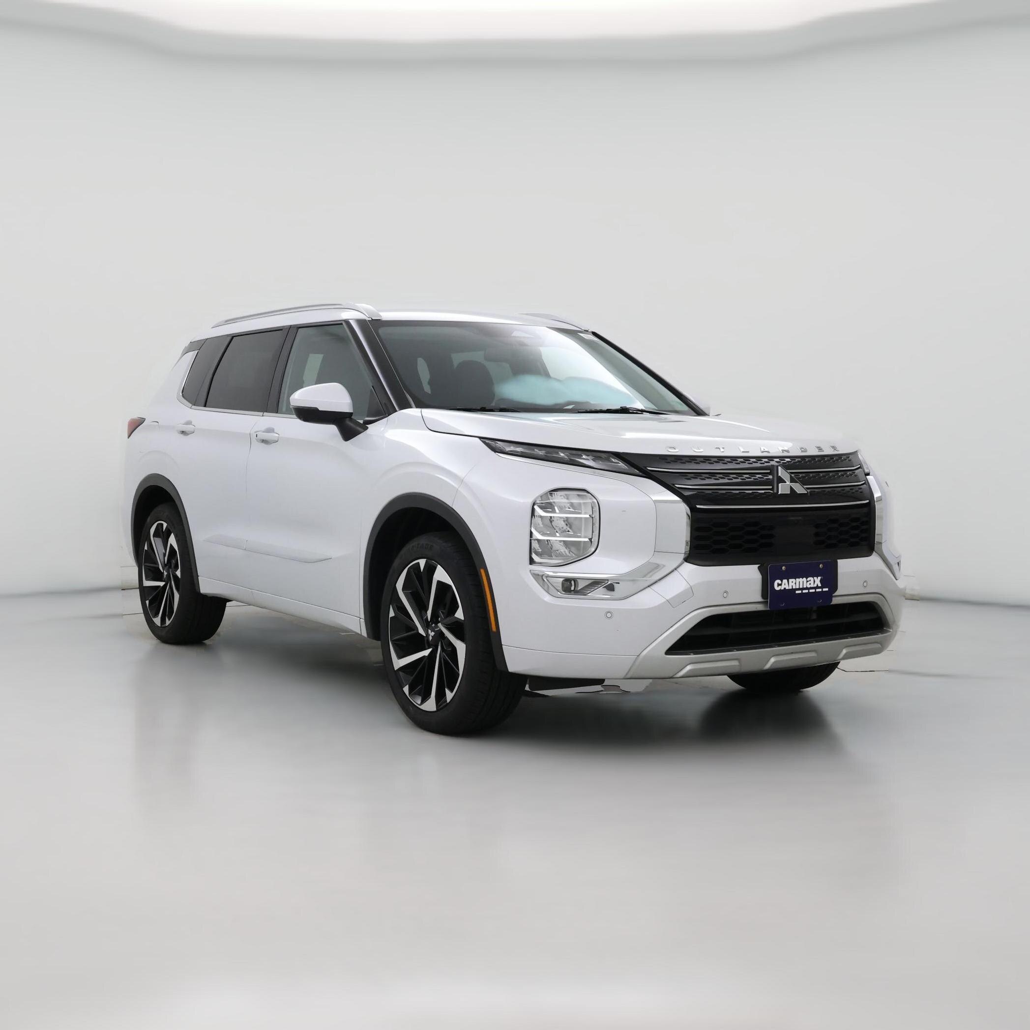 Thumbnail: 2022 Mitsubishi Outlander - 1