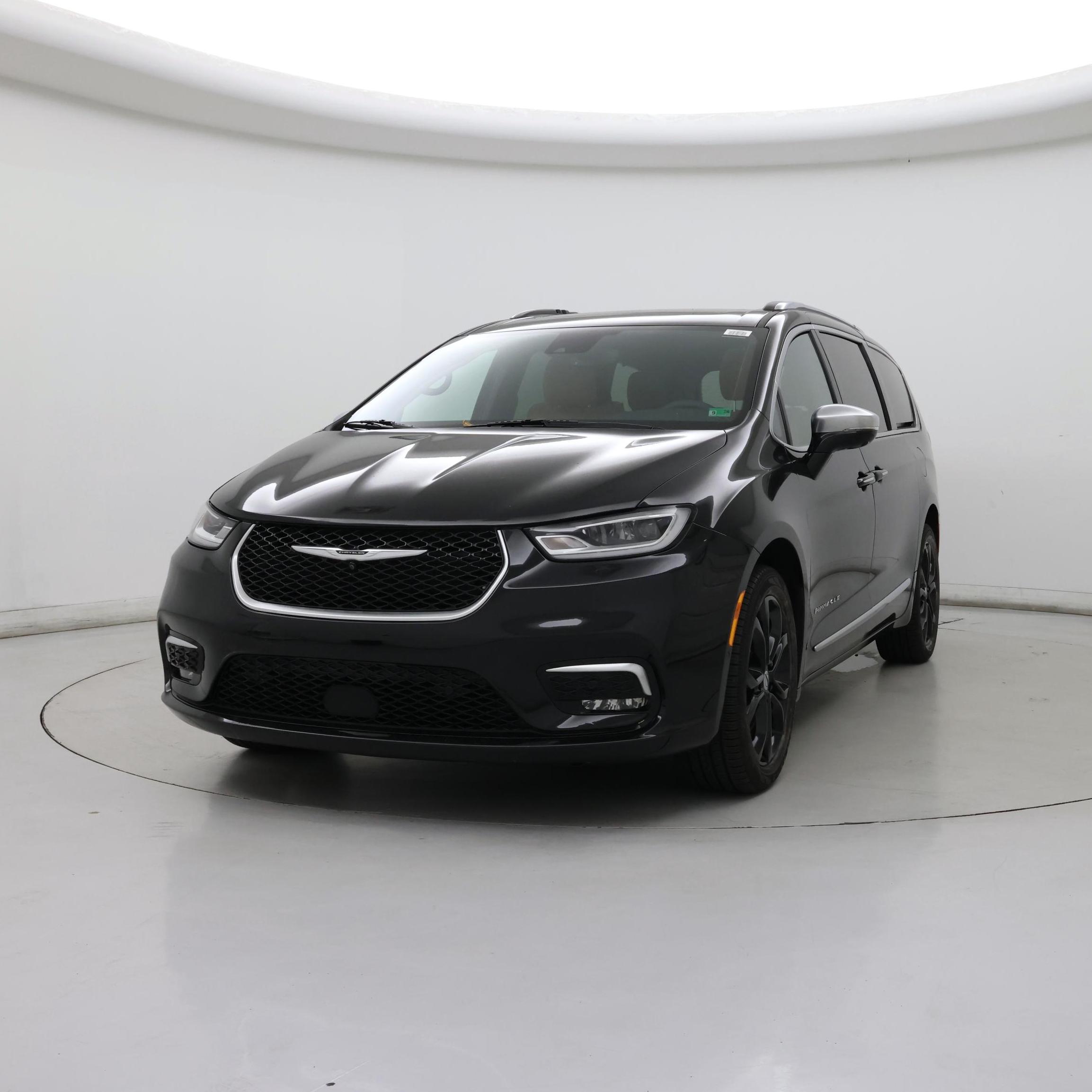 Thumbnail: 2022 Chrysler Pacifica - 4