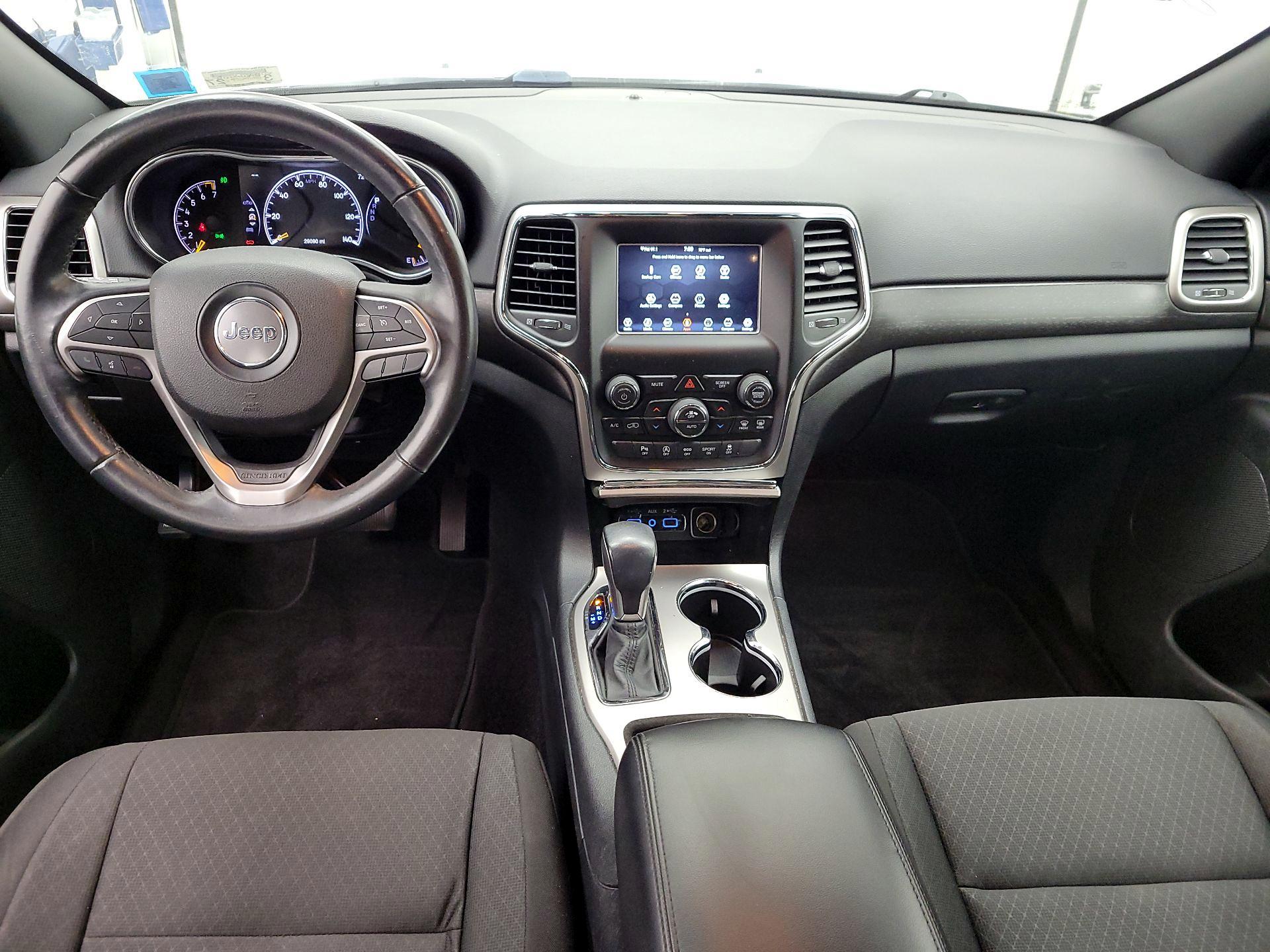 Thumbnail: 2018 Jeep Grand Cherokee - 9