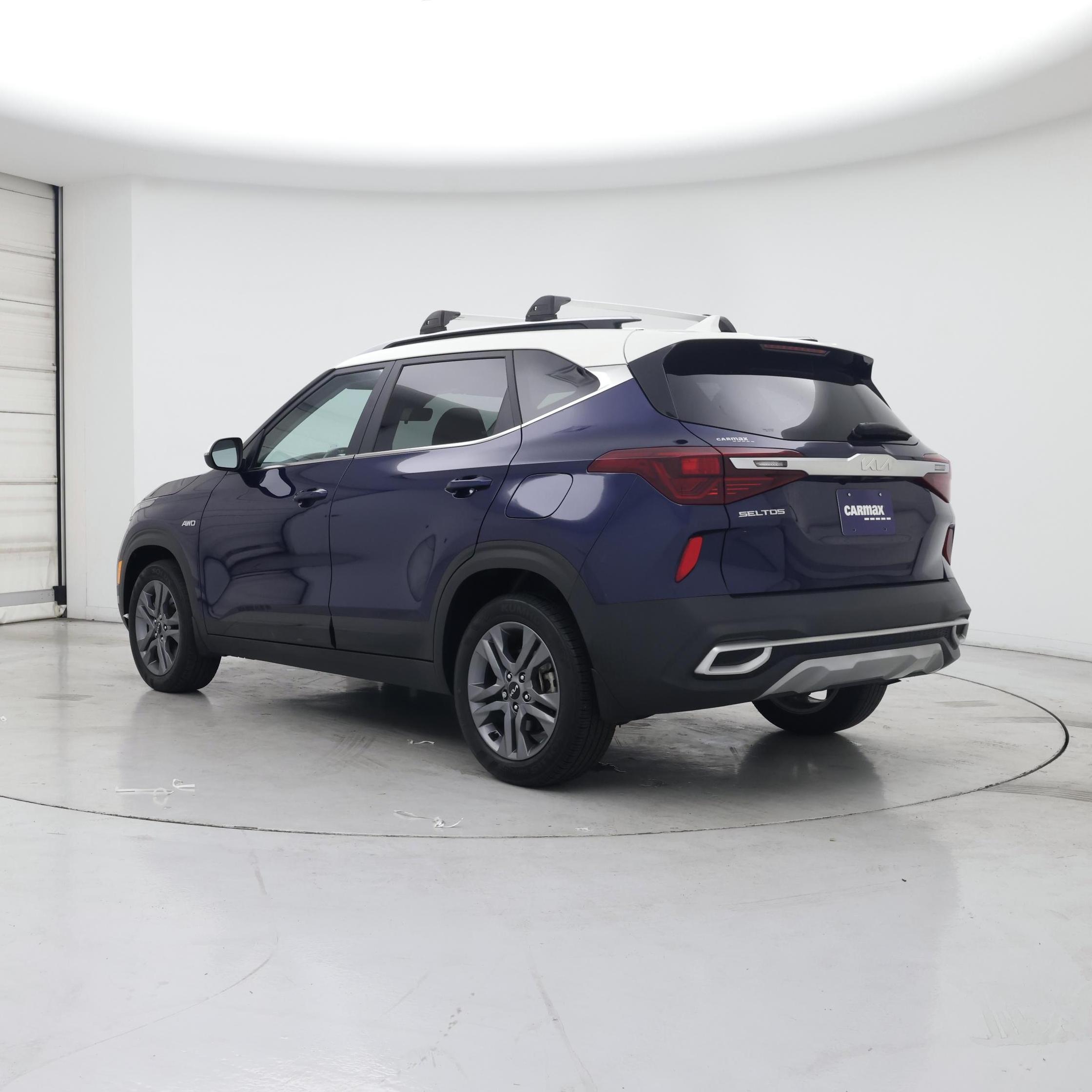 Thumbnail: 2022 Kia Seltos - 2