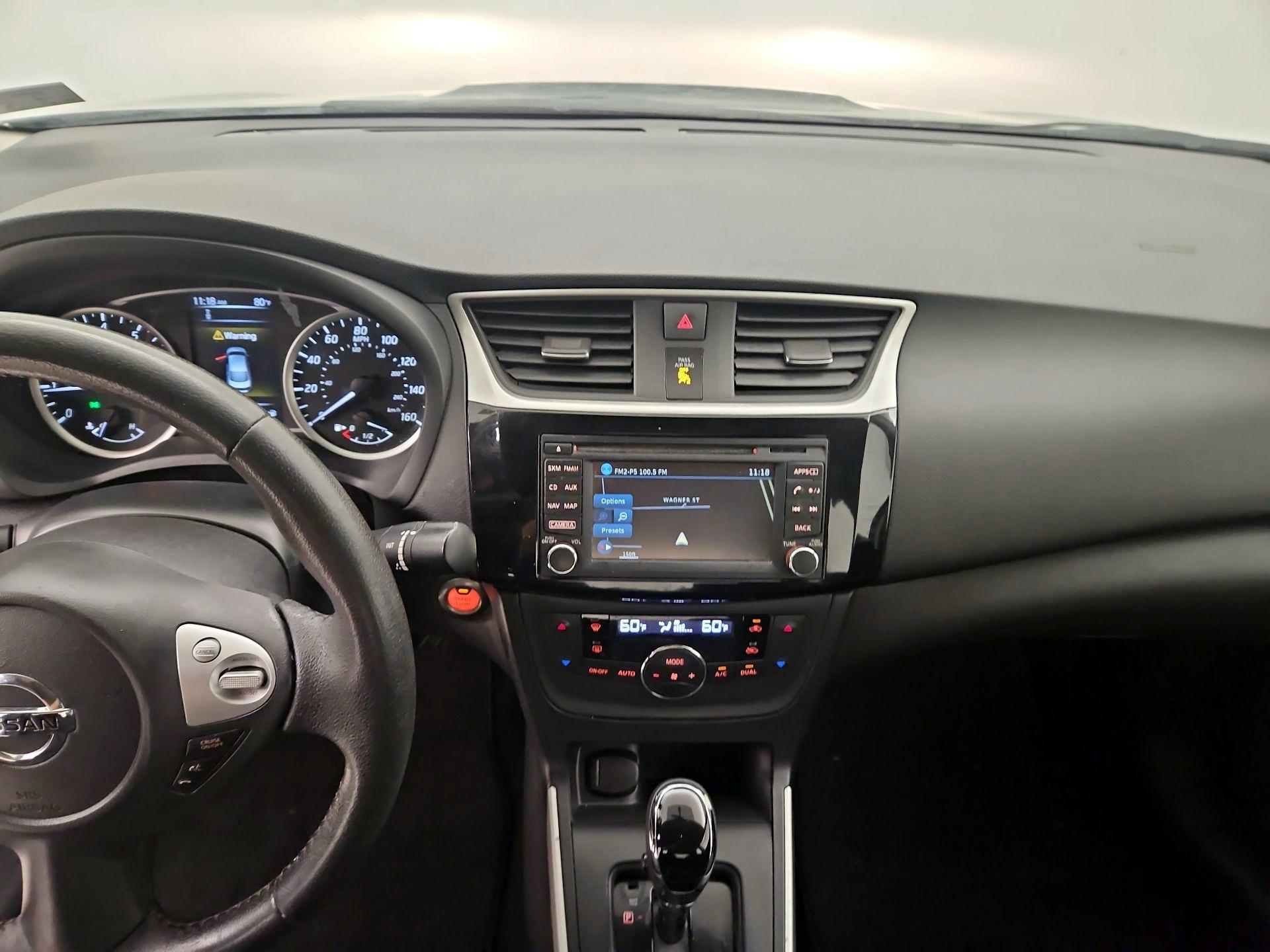 Thumbnail: 2018 Nissan Sentra - 9