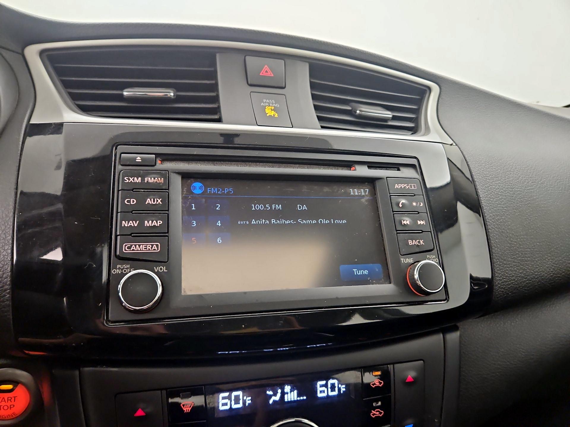 Thumbnail: 2018 Nissan Sentra - 16