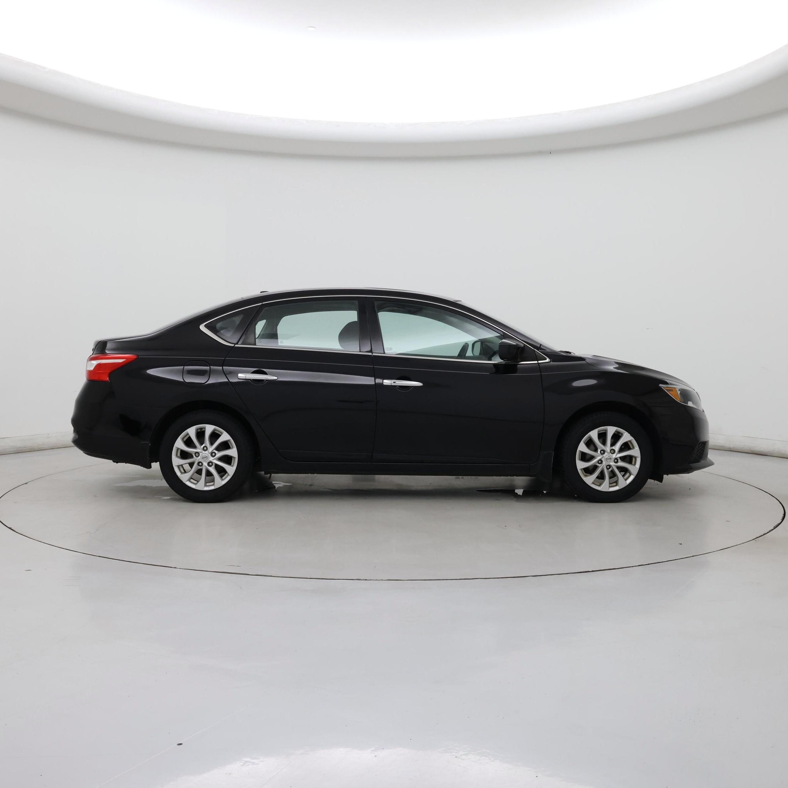 Thumbnail: 2018 Nissan Sentra - 7