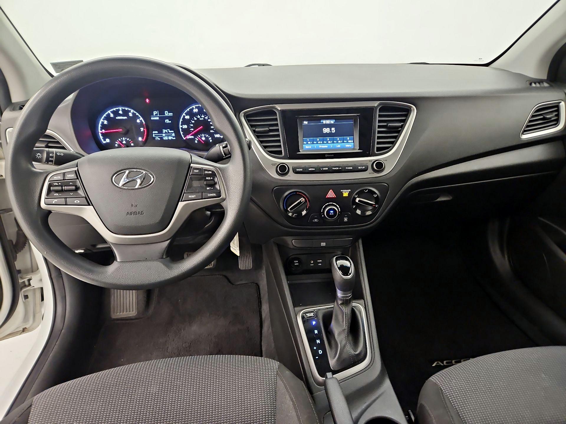 Thumbnail: 2018 Hyundai Accent - 9
