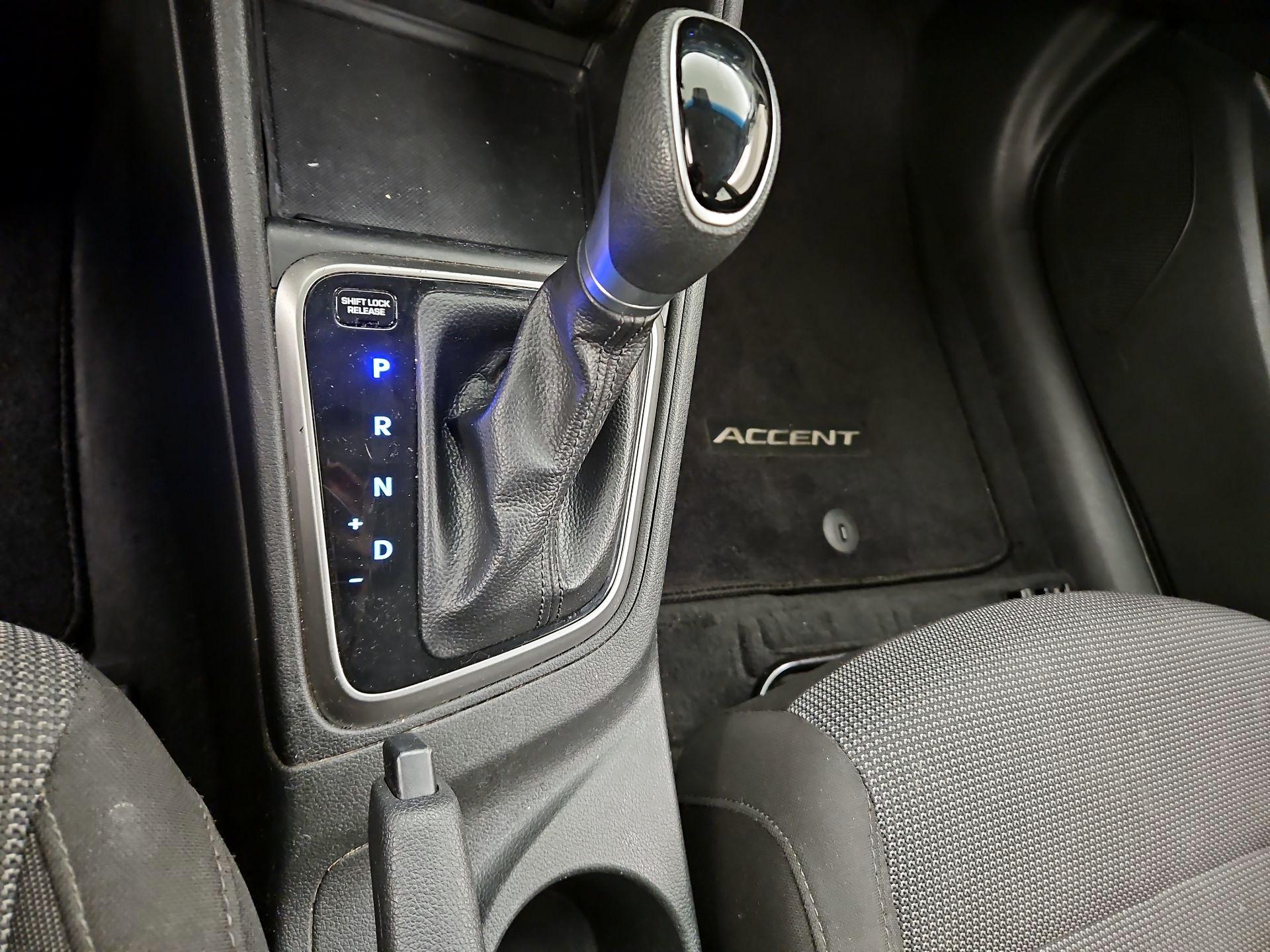 Thumbnail: 2018 Hyundai Accent - 17