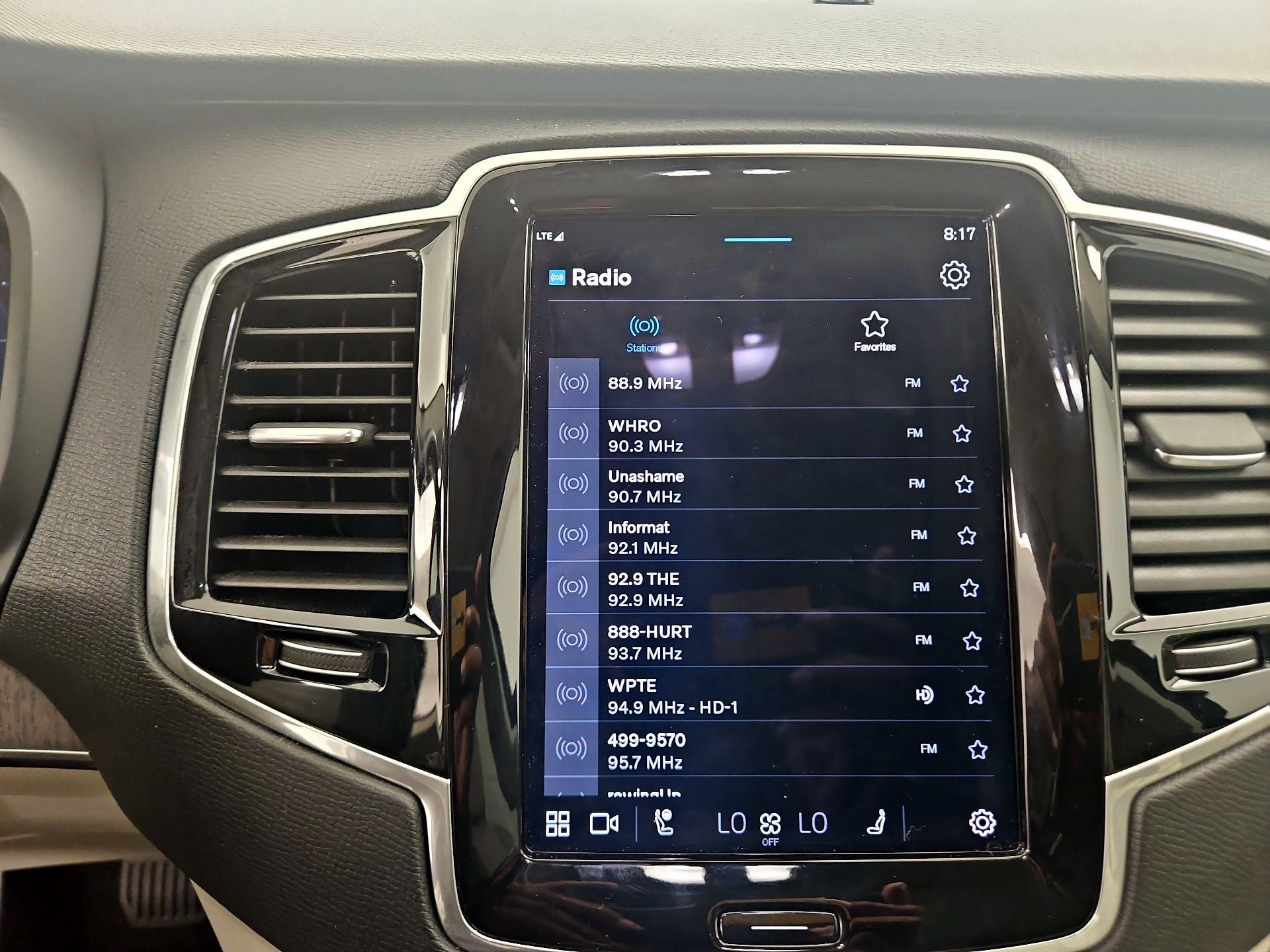 Thumbnail: 2023 Volvo XC90 - 16