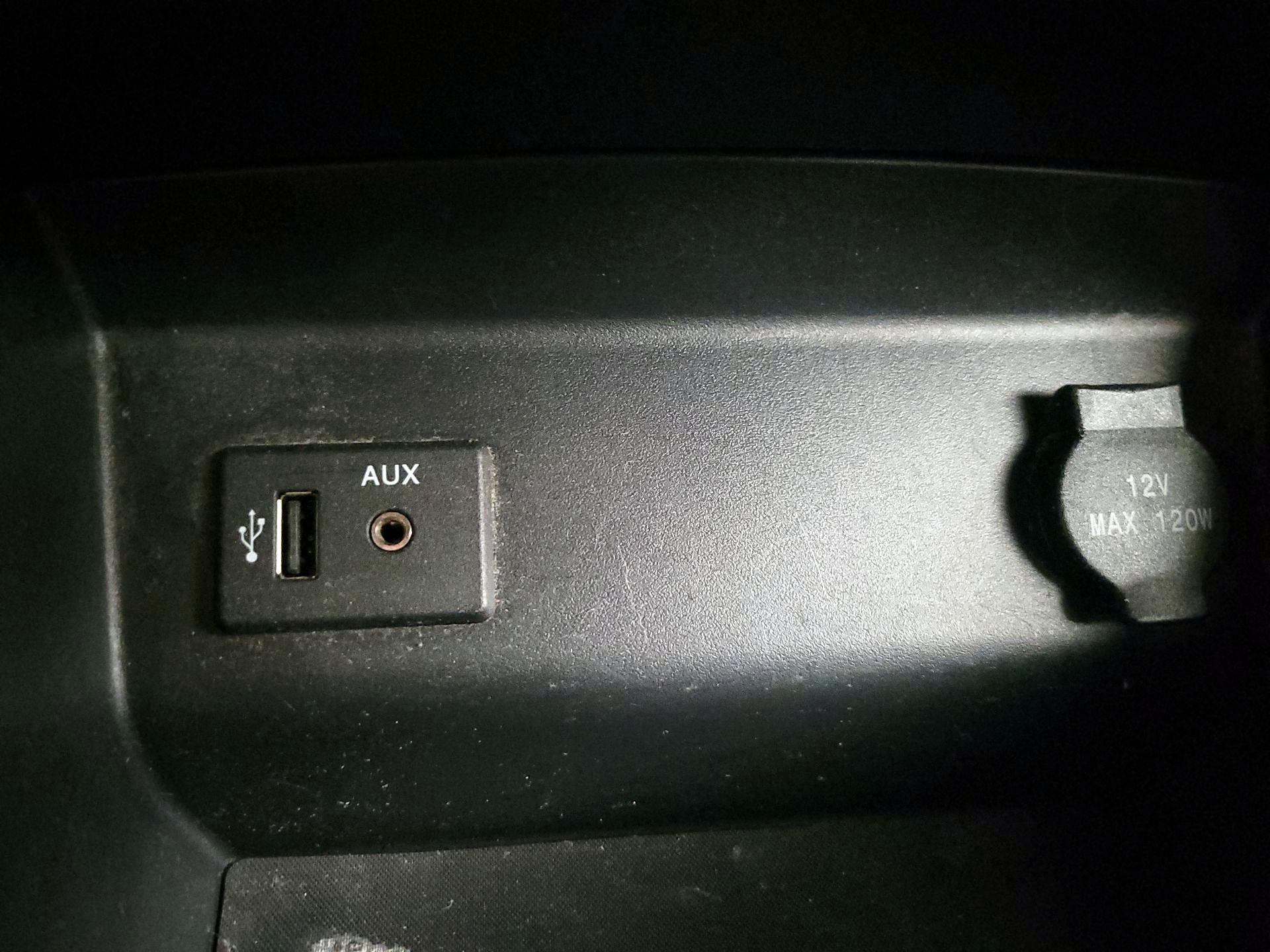 Thumbnail: 2016 Nissan Altima - 18