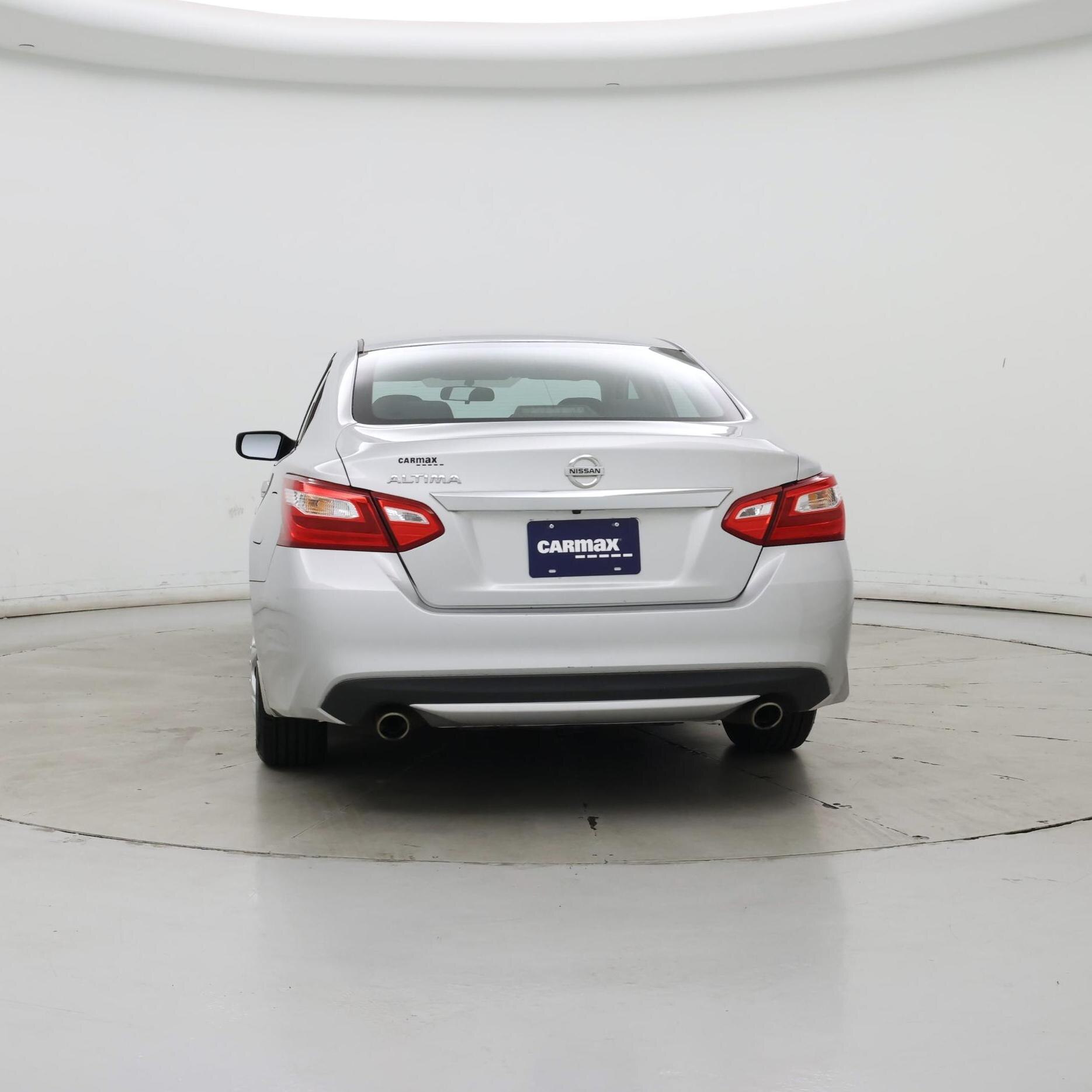 Thumbnail: 2016 Nissan Altima - 6