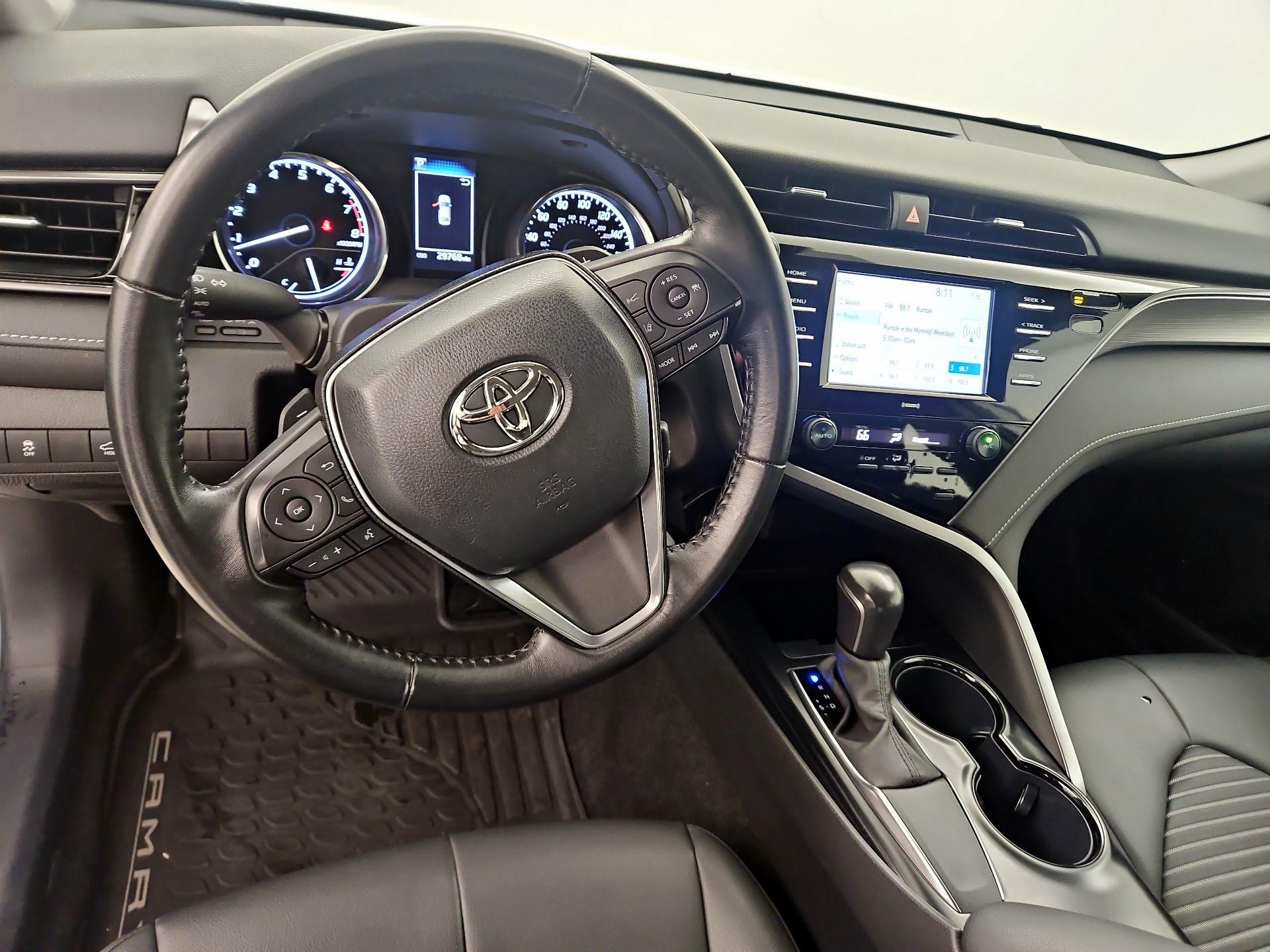 Thumbnail: 2020 Toyota Camry - 9