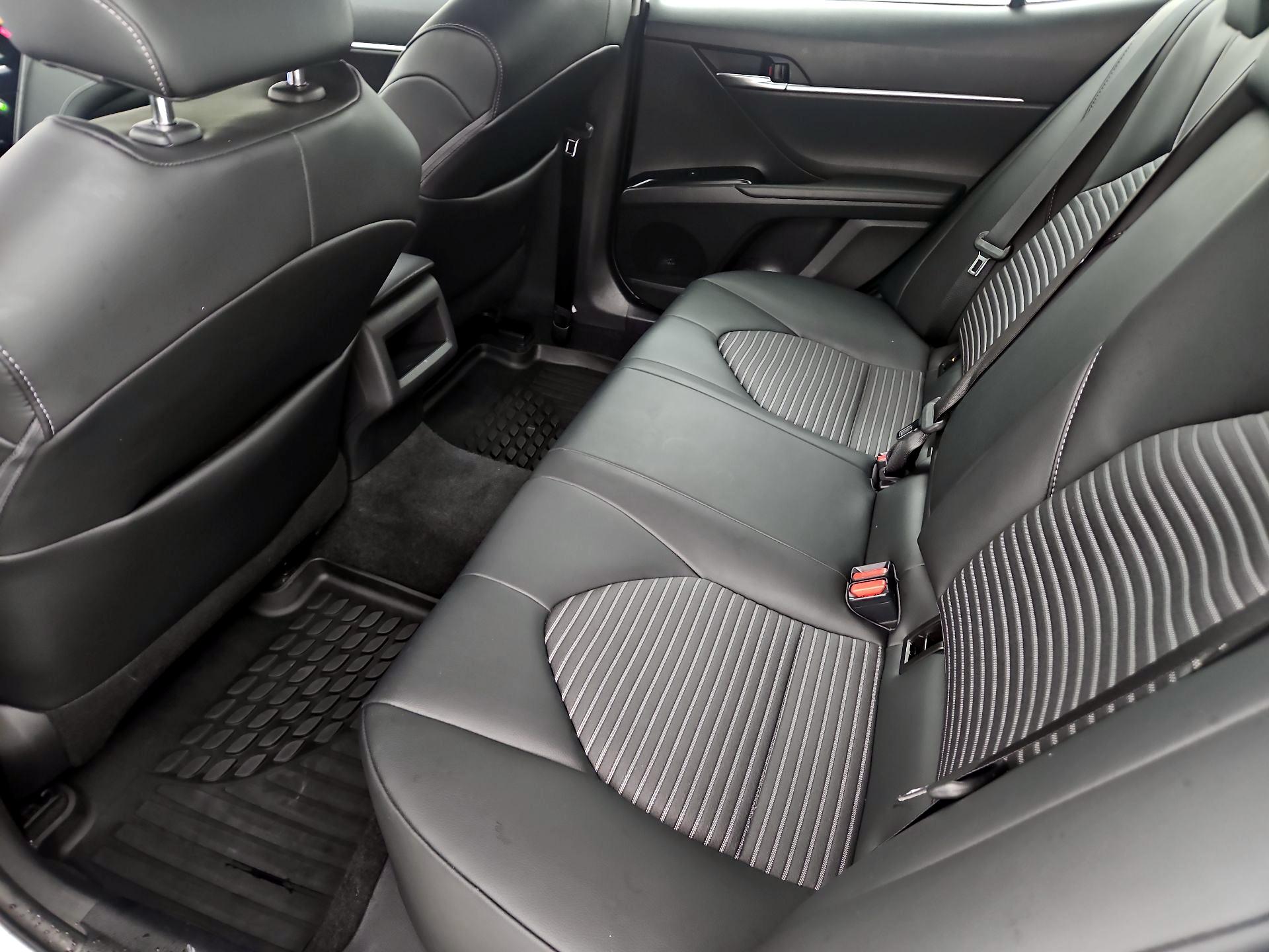 Thumbnail: 2020 Toyota Camry - 19