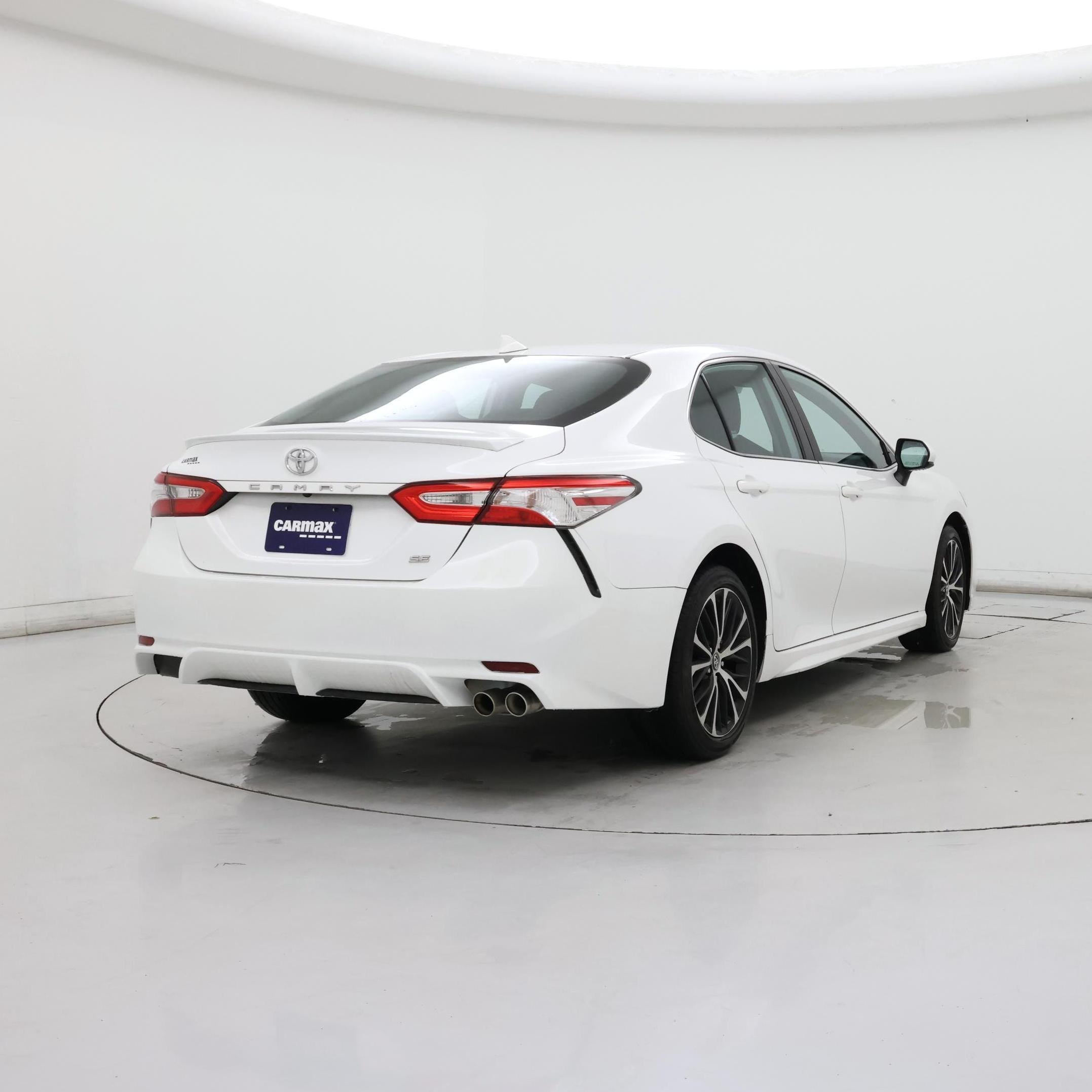 Thumbnail: 2020 Toyota Camry - 8