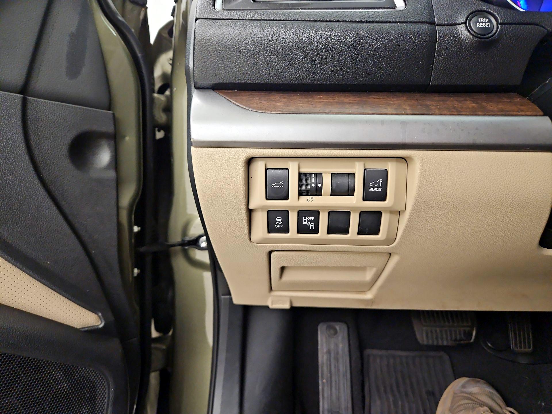 Thumbnail: 2015 Subaru Outback - 13