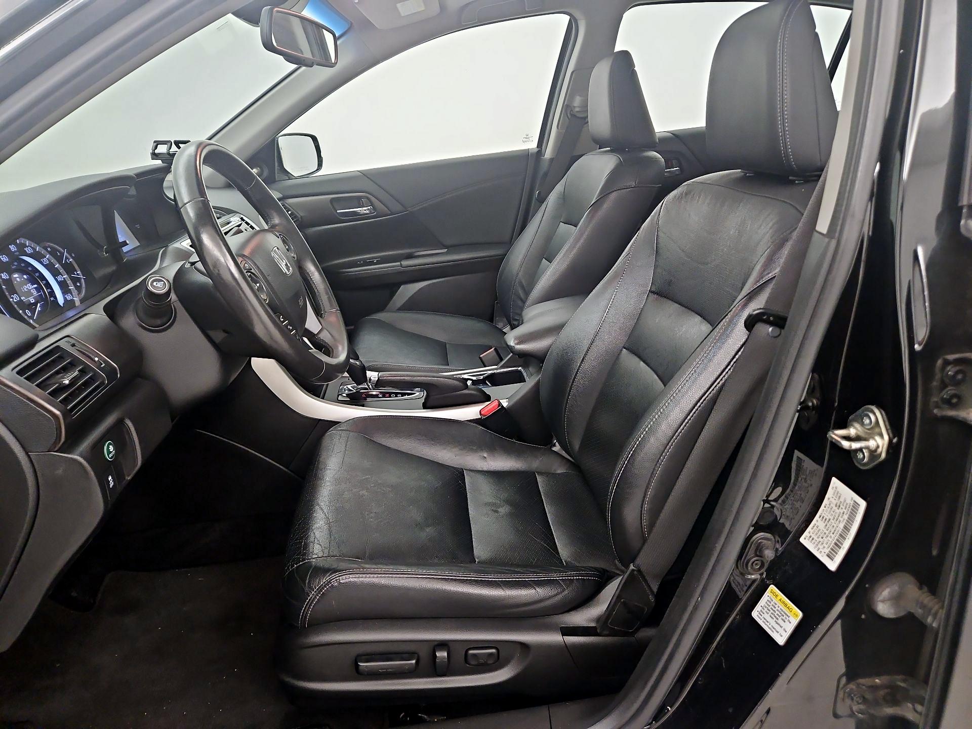 Thumbnail: 2015 Honda Accord - 11
