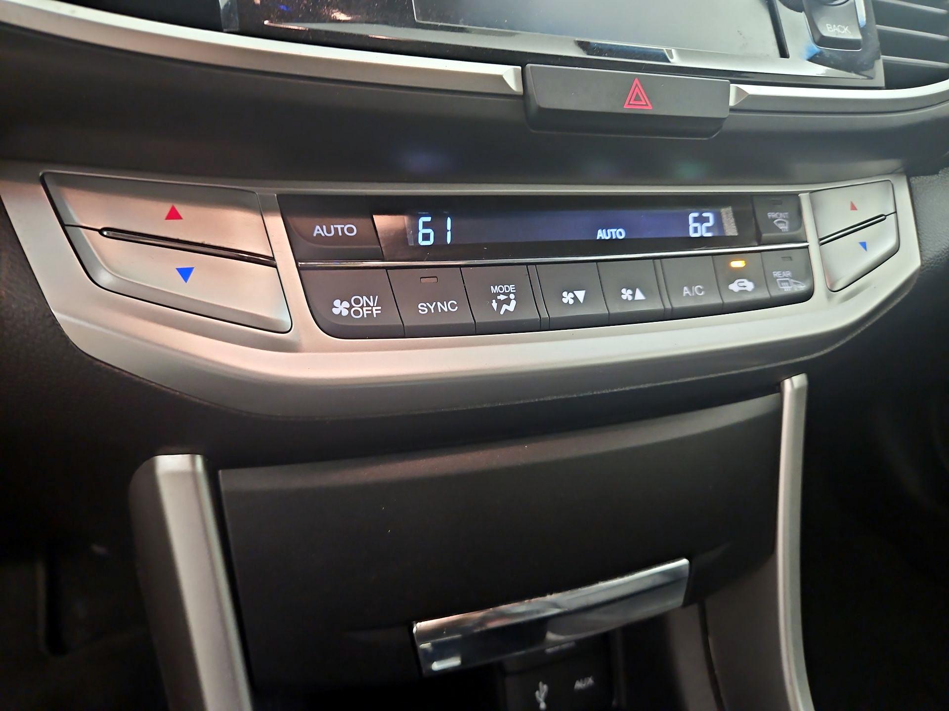Thumbnail: 2015 Honda Accord - 16