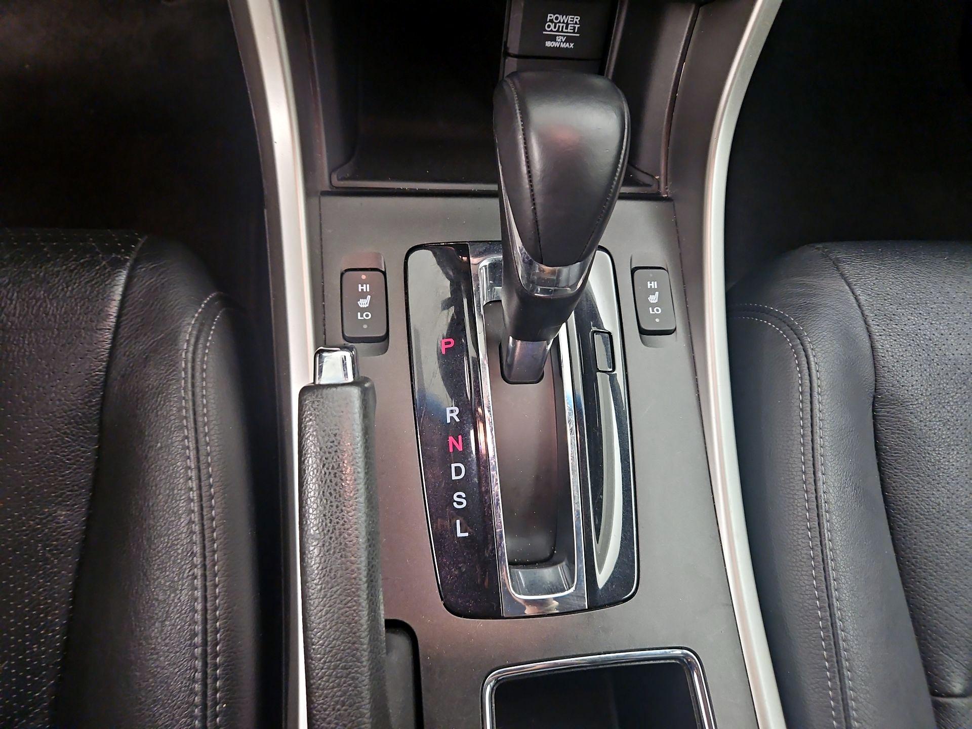 Thumbnail: 2015 Honda Accord - 17