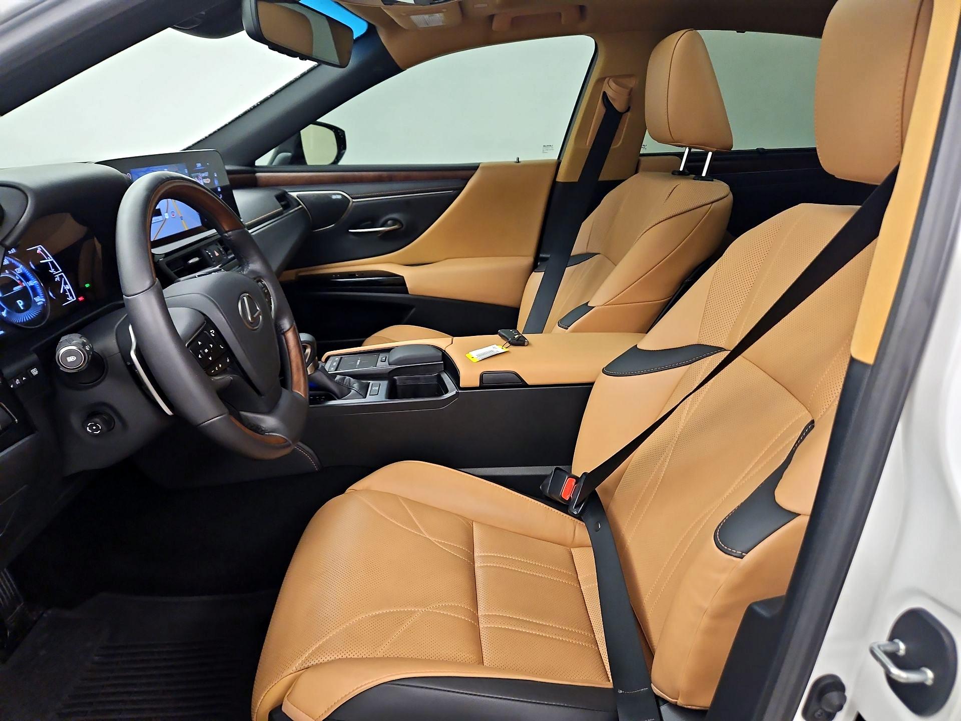 Thumbnail: 2022 Lexus ES - 11