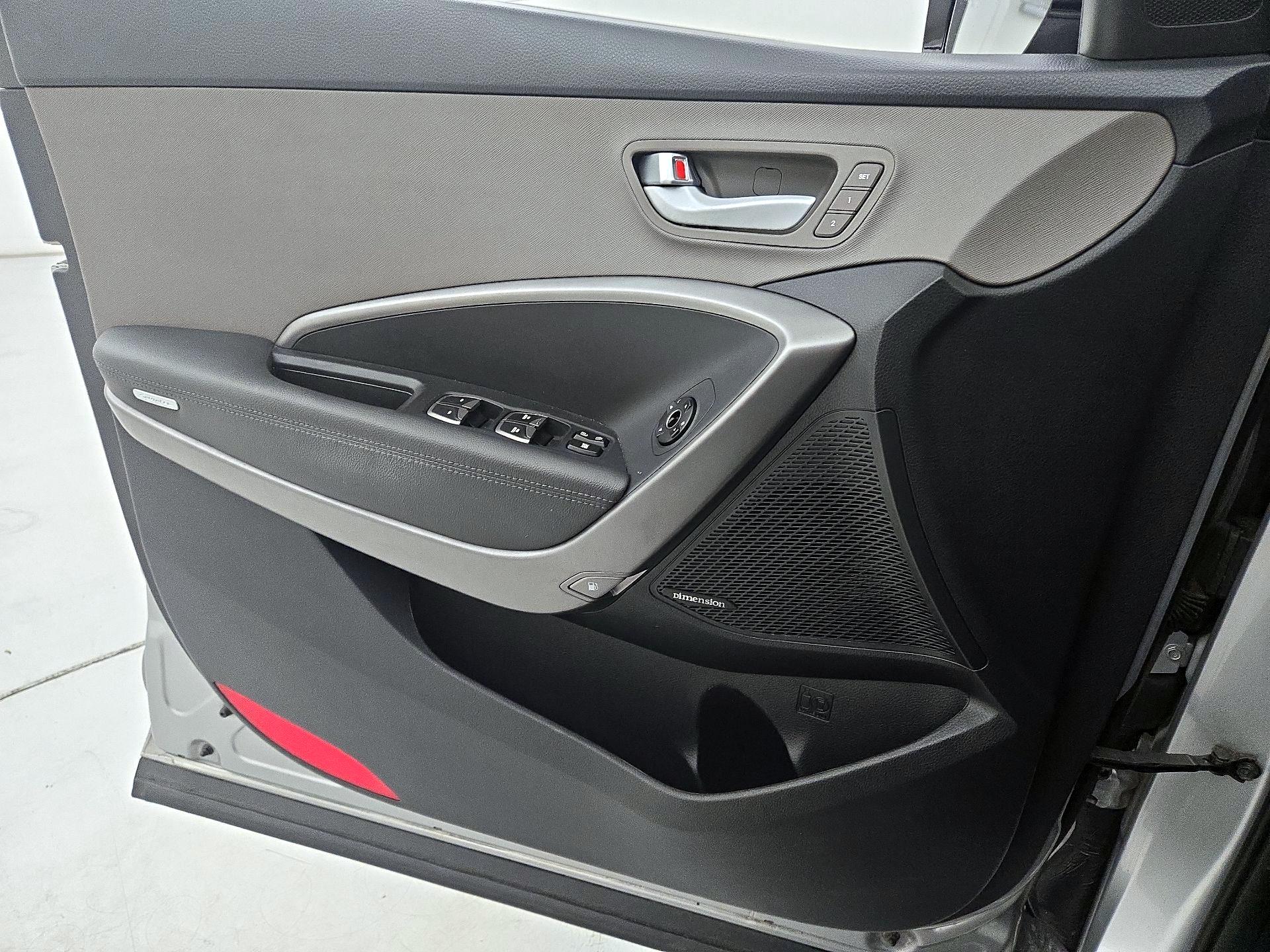 Thumbnail: 2015 Hyundai Santa Fe - 12