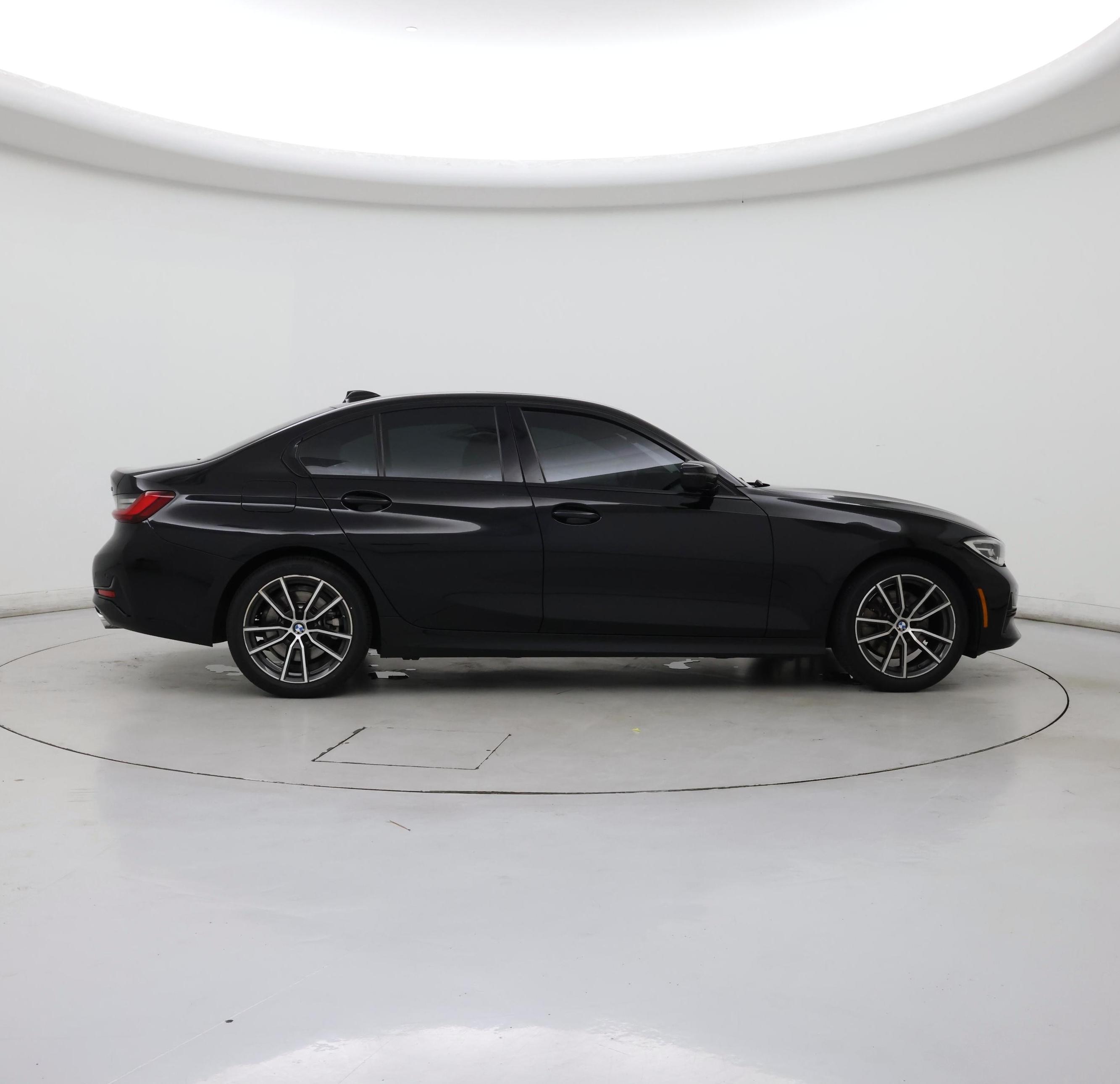 Thumbnail: 2022 BMW 3 Series - 7