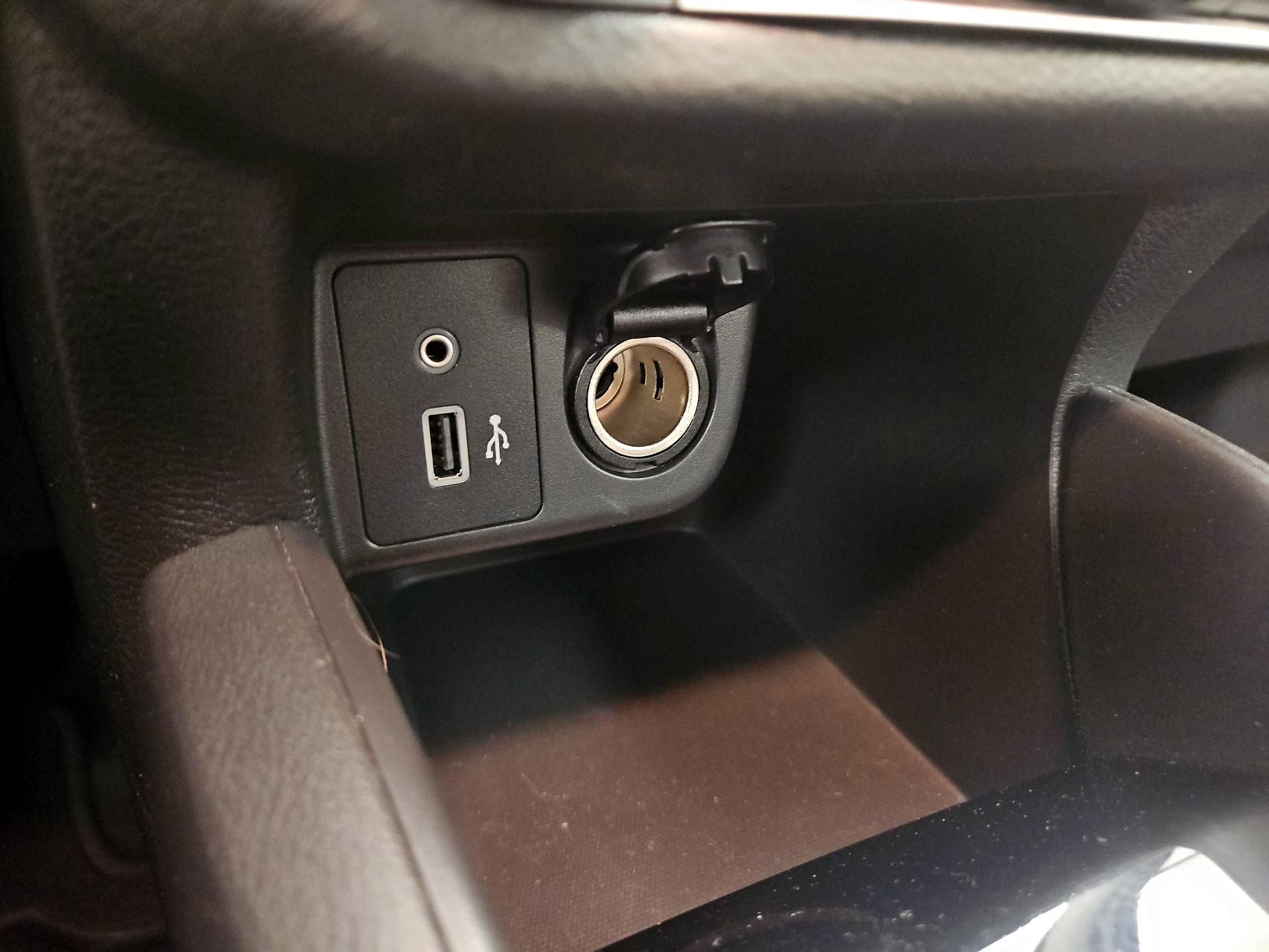 Thumbnail: 2020 Nissan Versa - 18