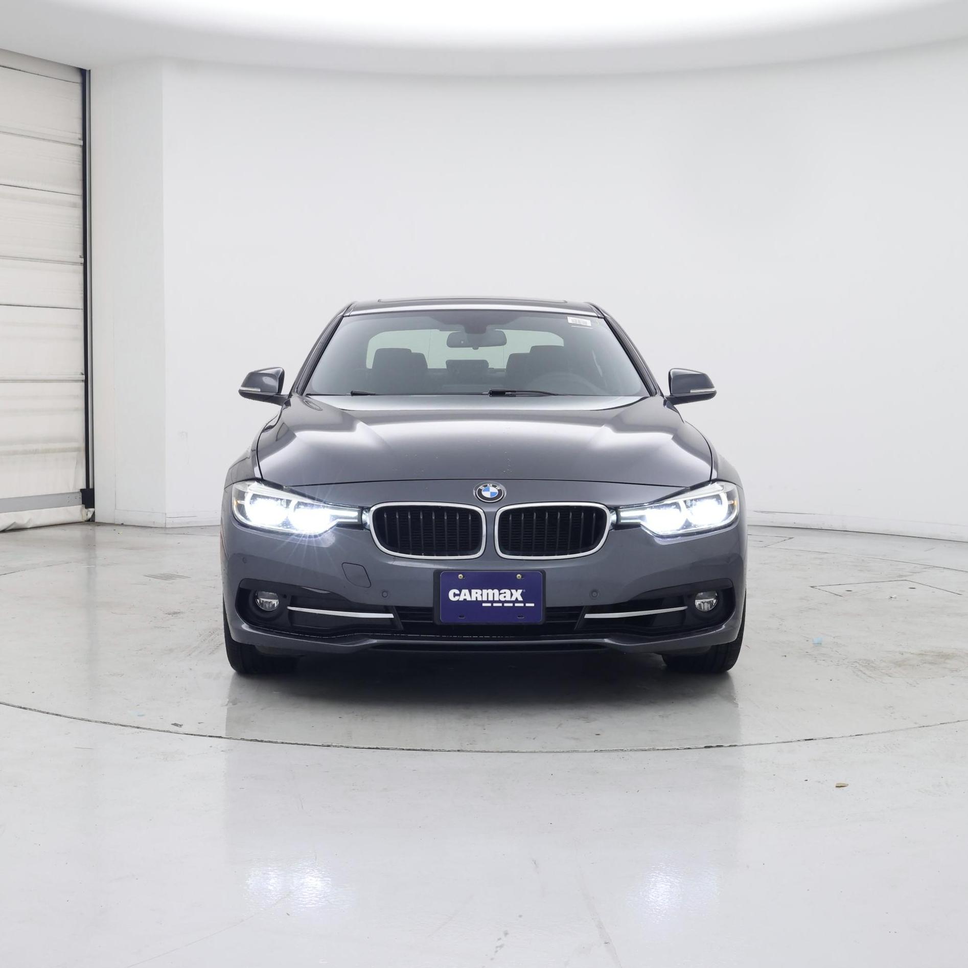 Thumbnail: 2016 BMW 3 Series - 5