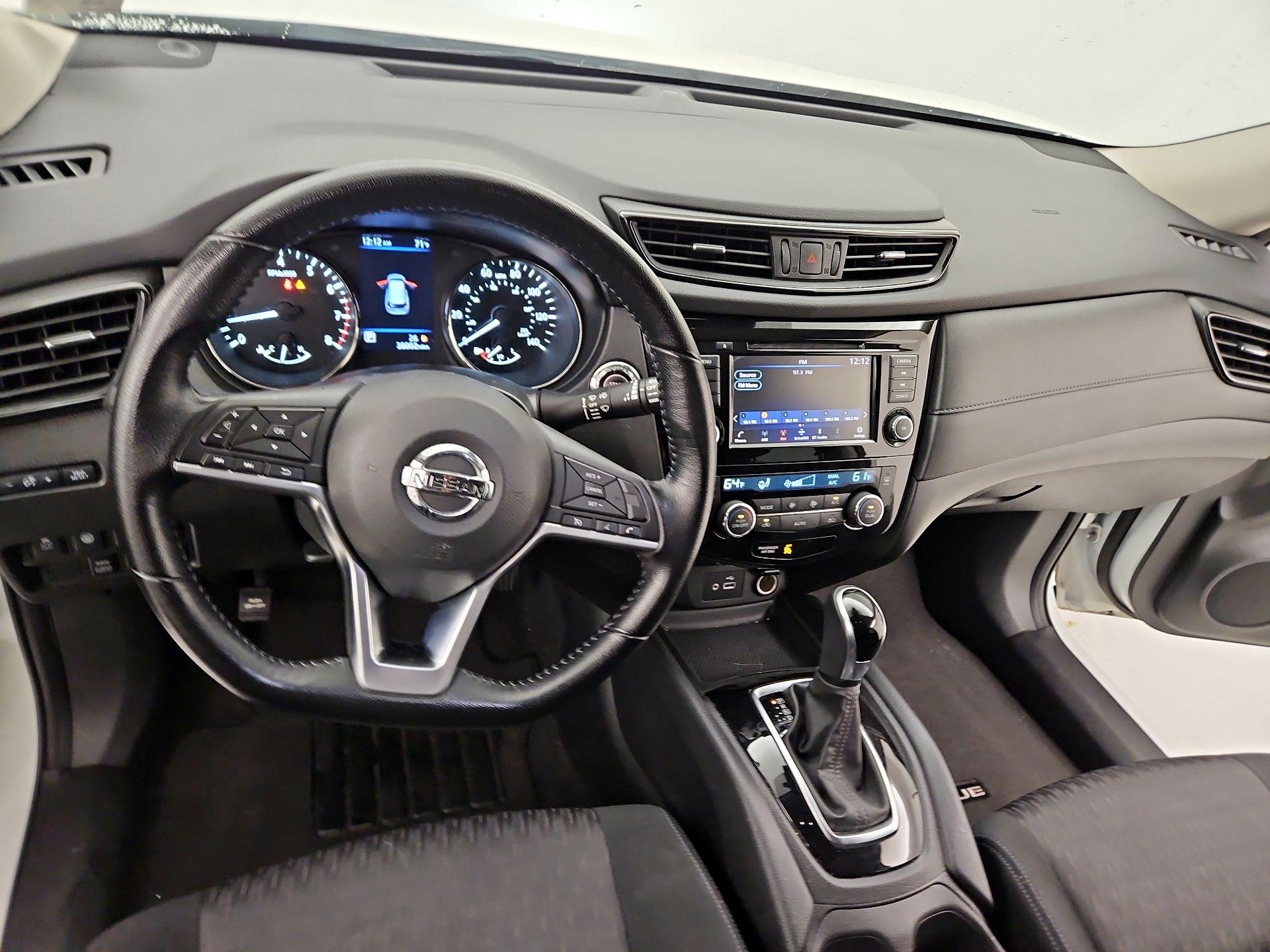 Thumbnail: 2020 Nissan Rogue - 9