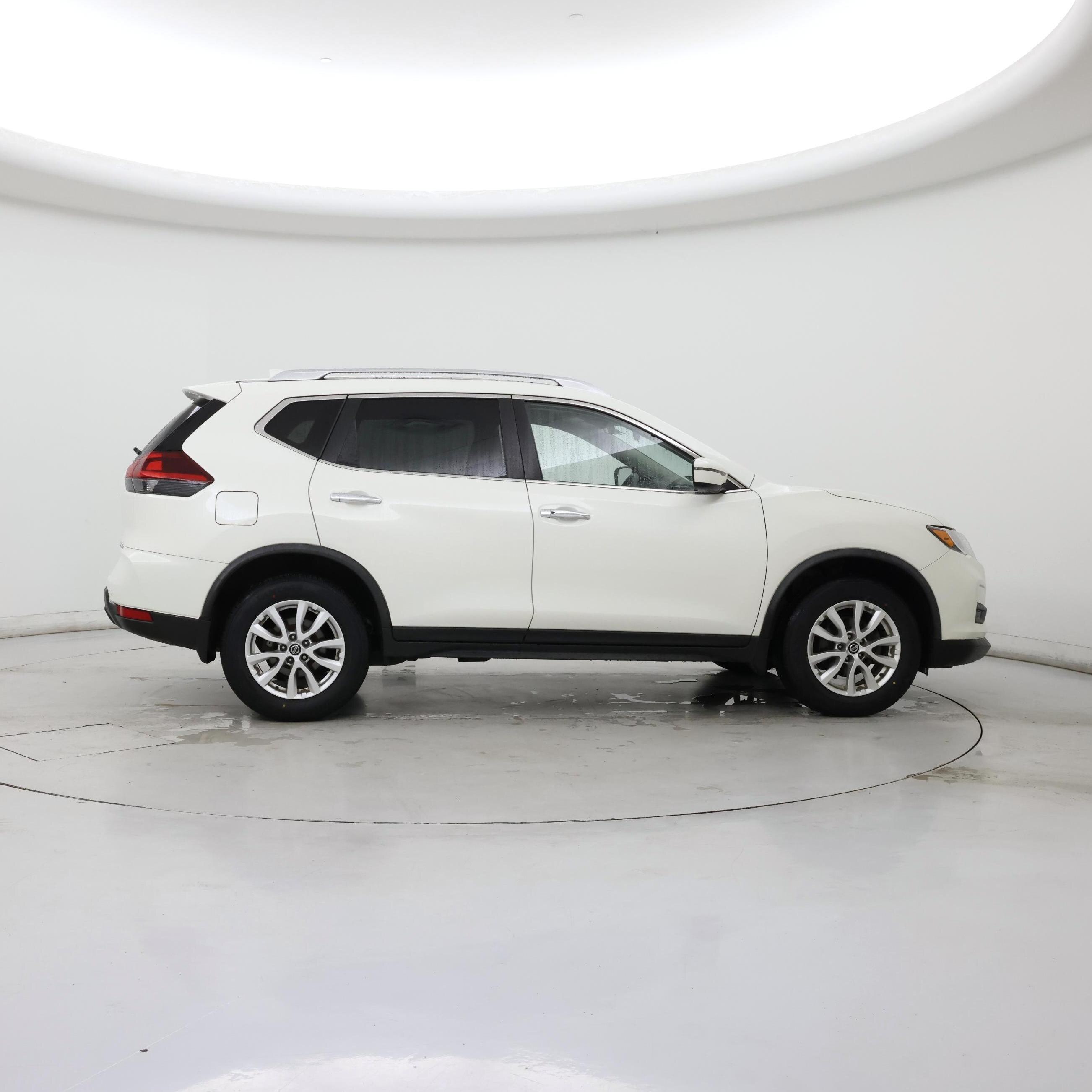 Thumbnail: 2020 Nissan Rogue - 7