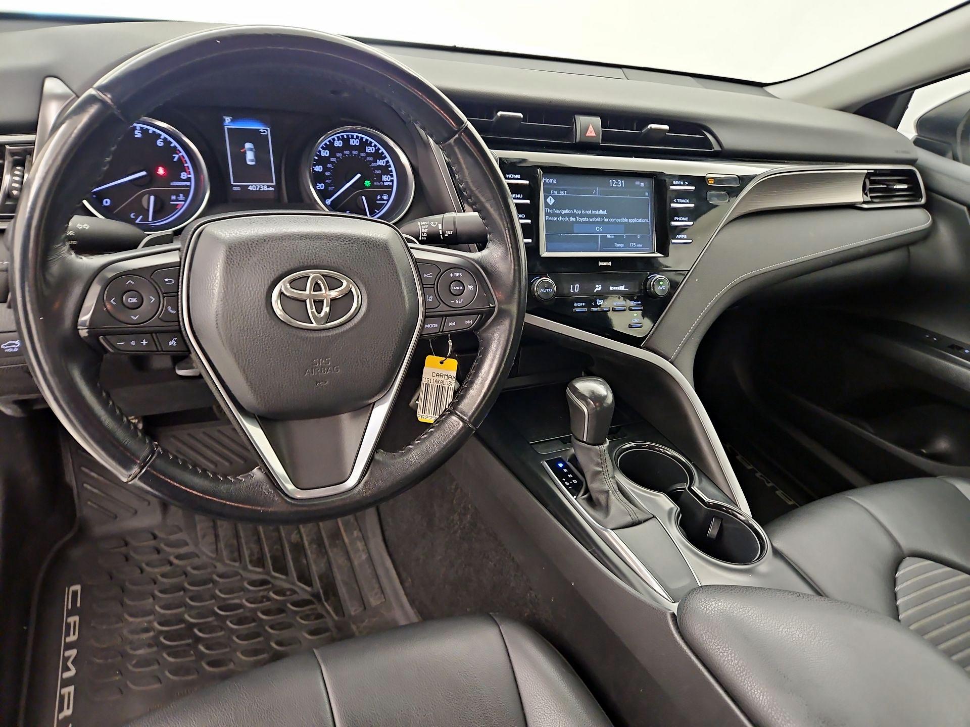 Thumbnail: 2020 Toyota Camry - 9