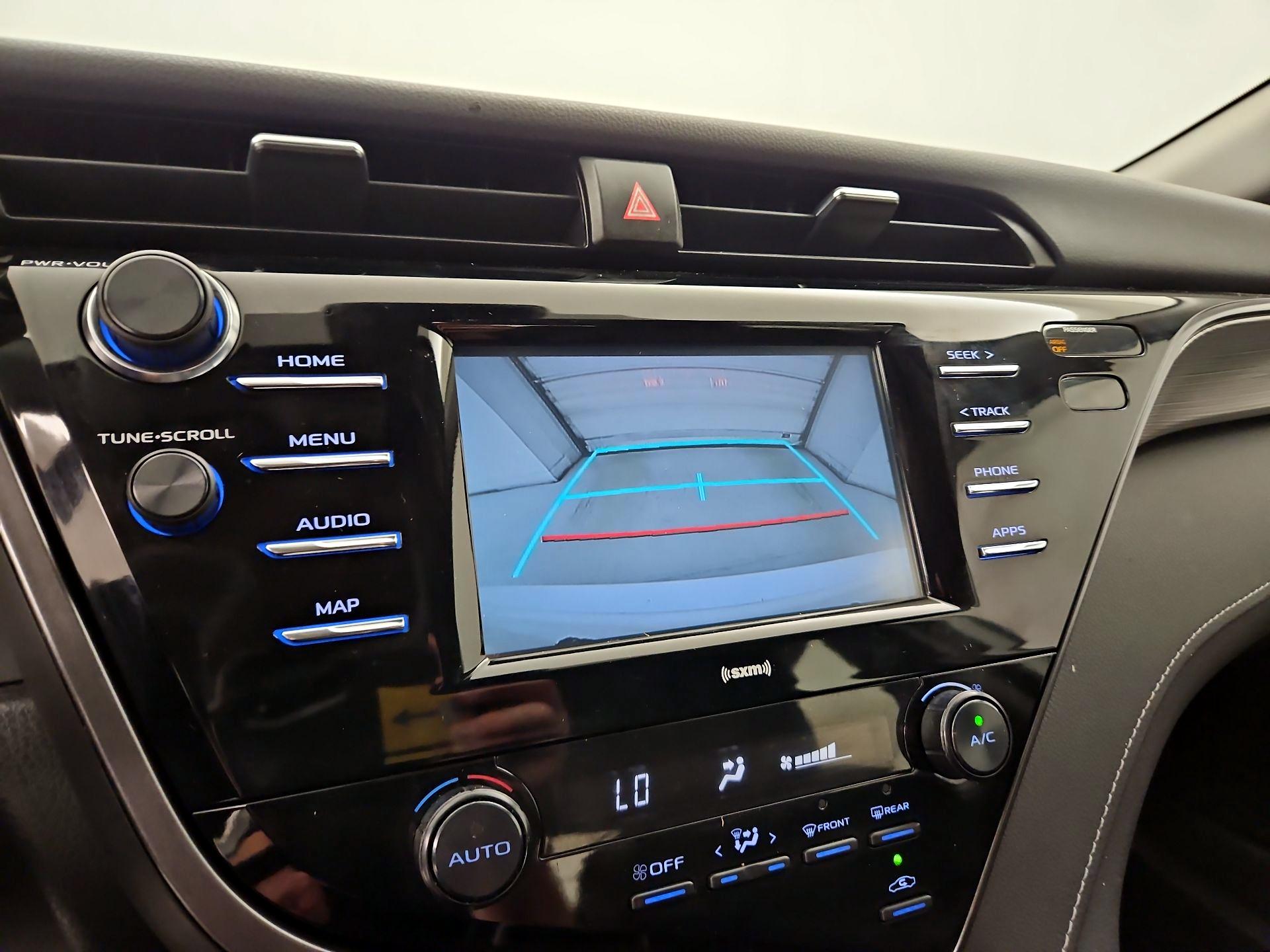 Thumbnail: 2020 Toyota Camry - 14