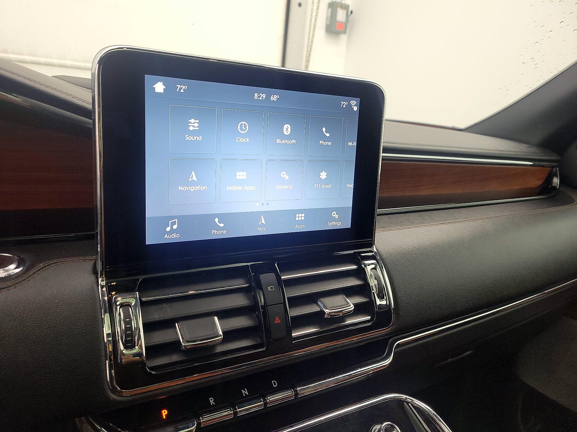 Thumbnail: 2019 Lincoln Navigator - 15